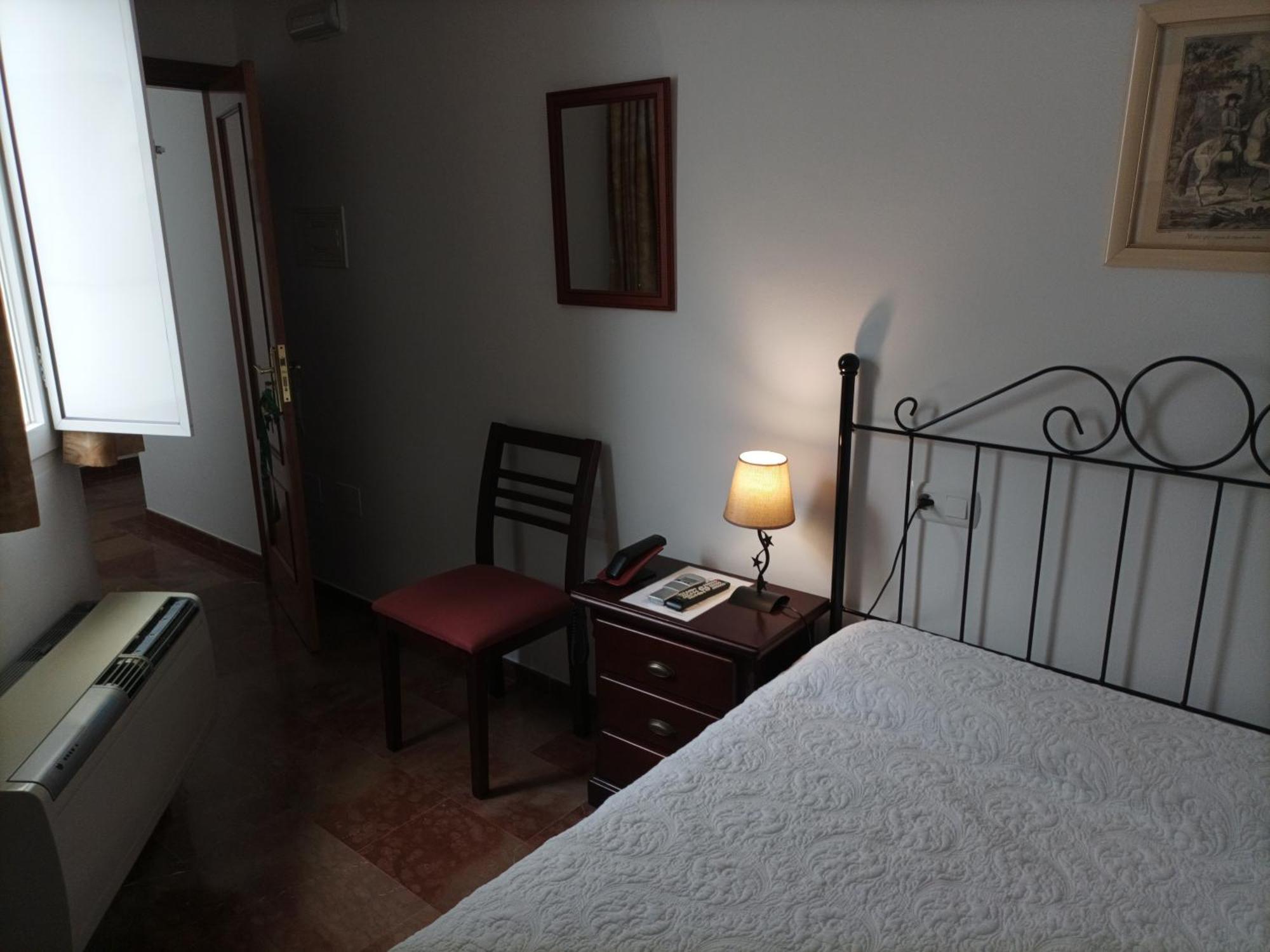 Single Room,1588463273:JPEG