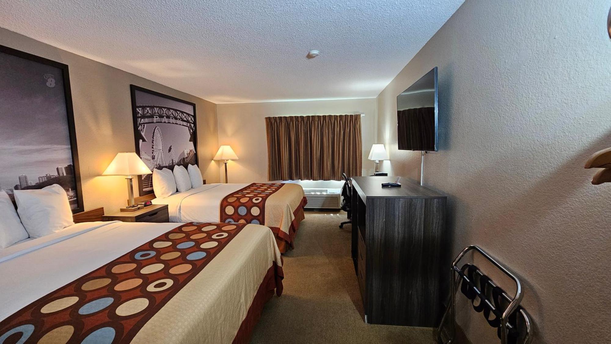 Queen Room Two Queen Beds Non-Smoking