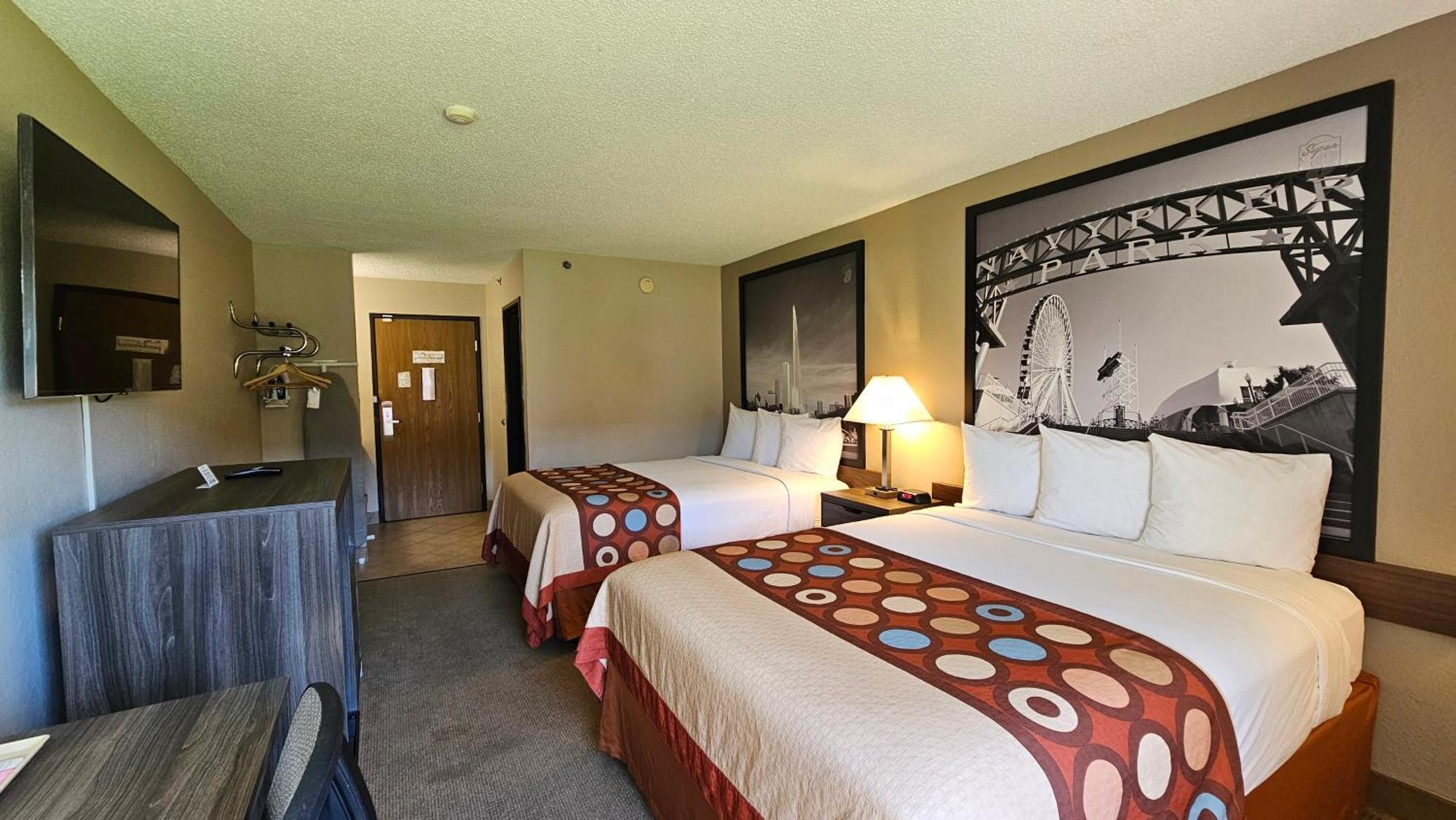 Queen Room Two Queen Beds Non-Smoking