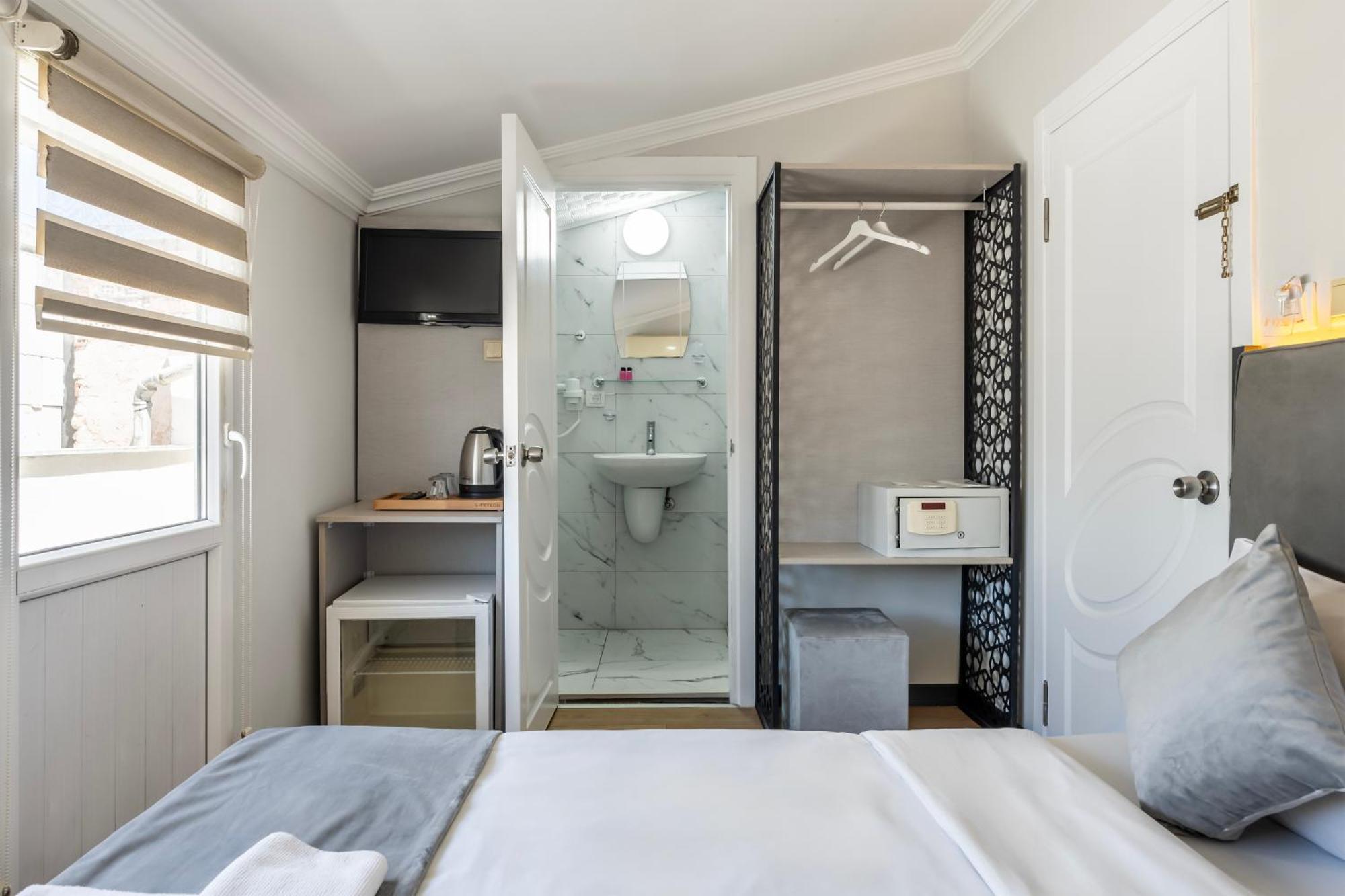 Double Room Terrace