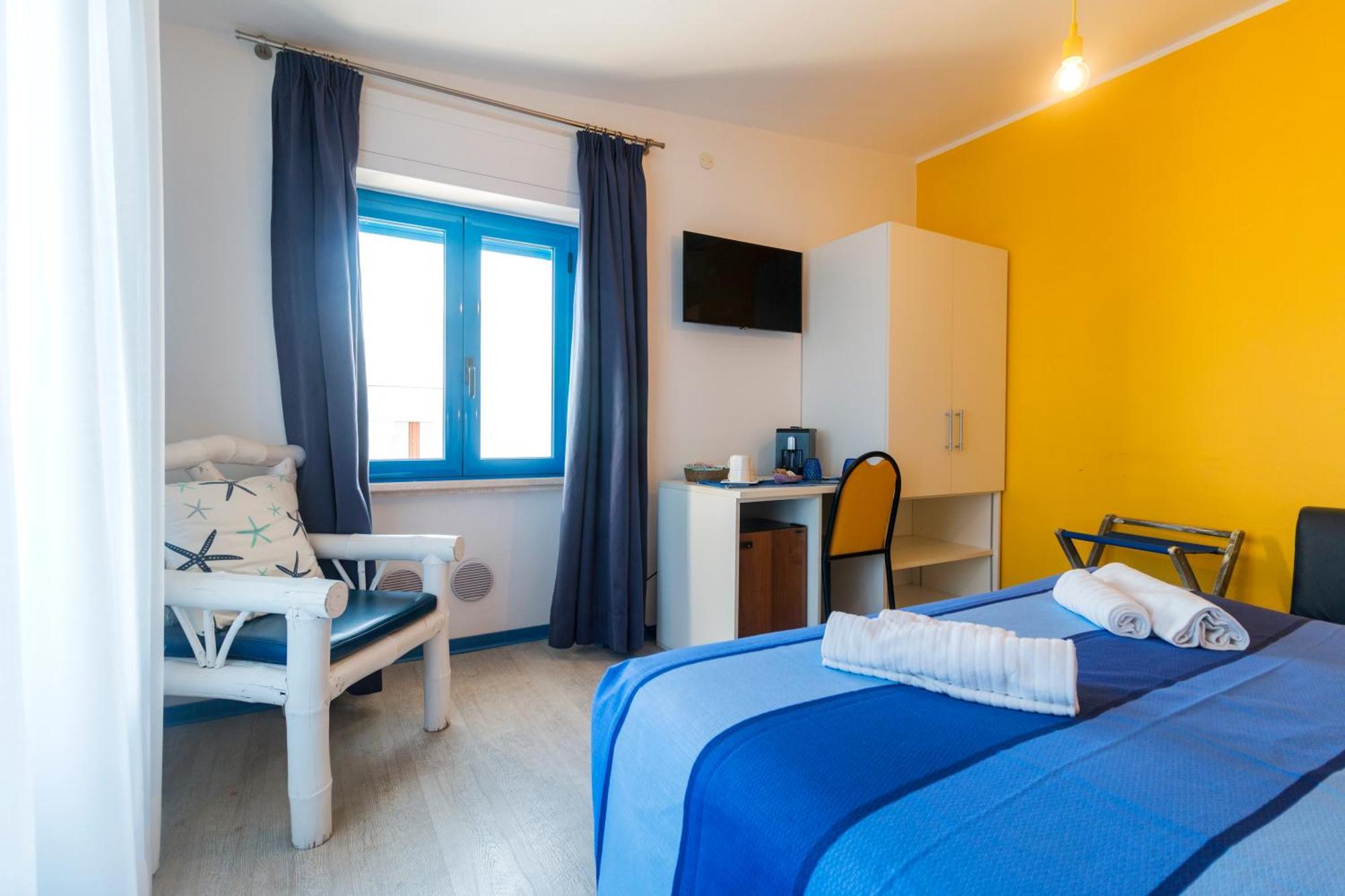 Standard Double or Twin Room Sea View