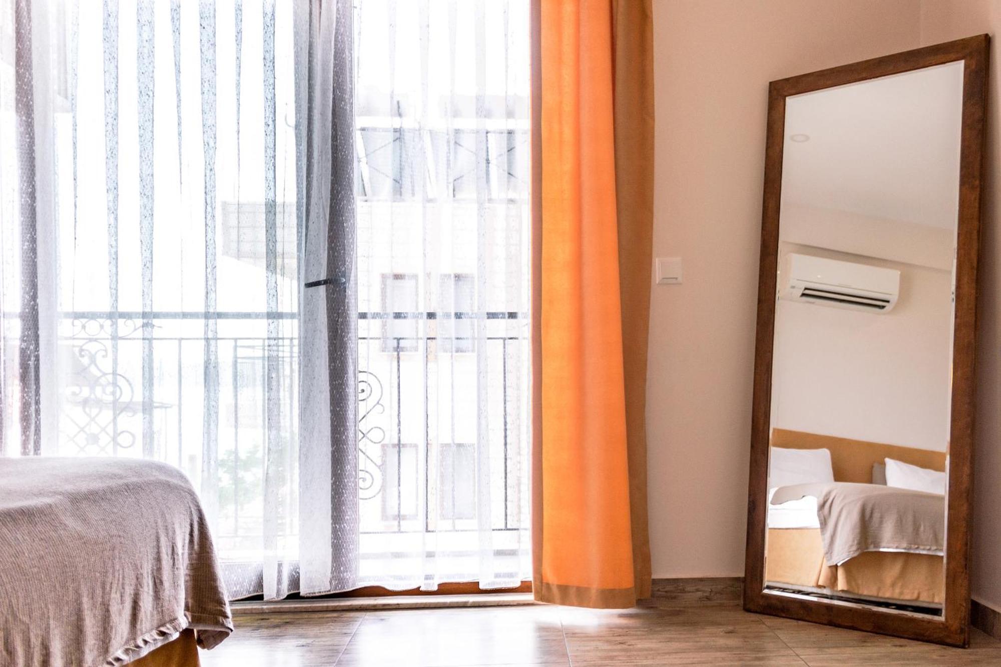 Deluxe Double Room Side Sea View