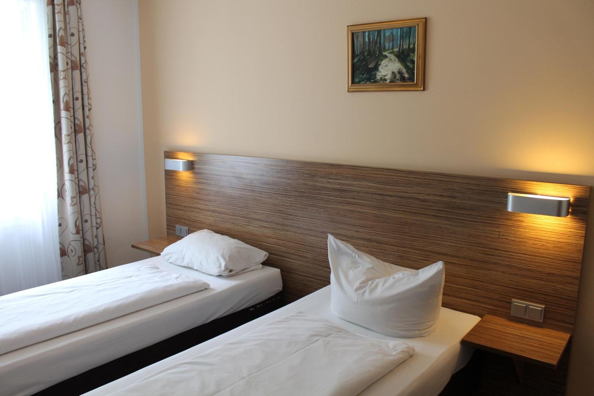 Chambre Double ou Lits Jumeaux
