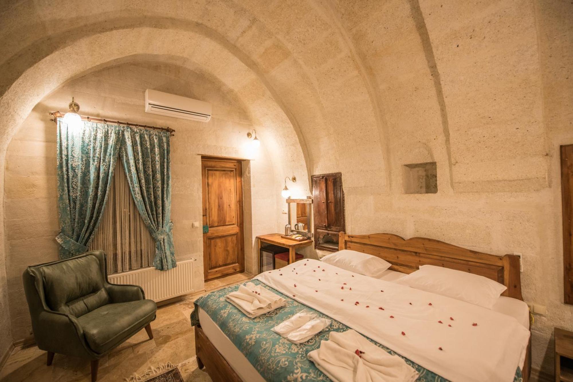 Standard Double Stone Room