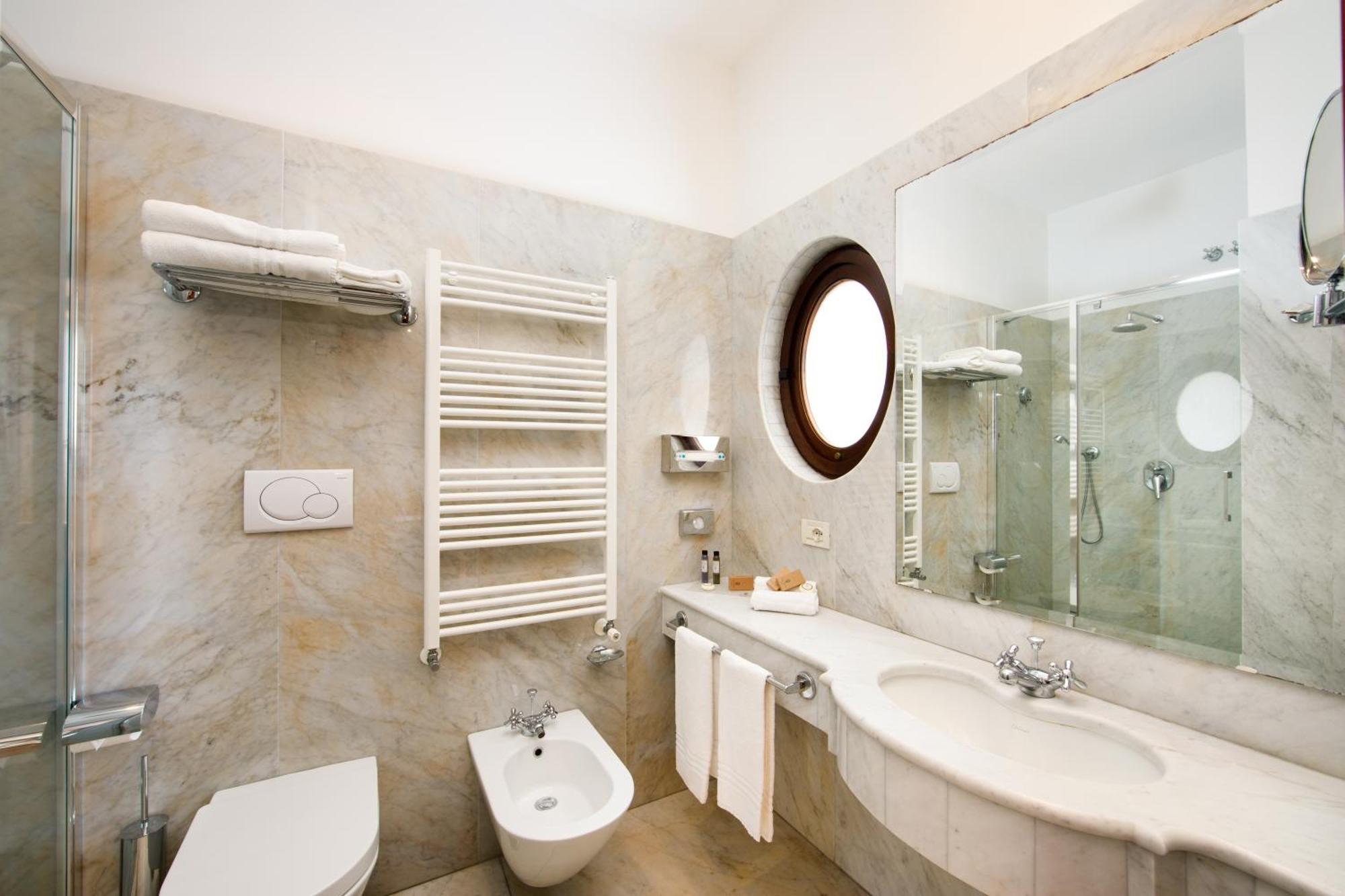 Deluxe Single Room Sea View