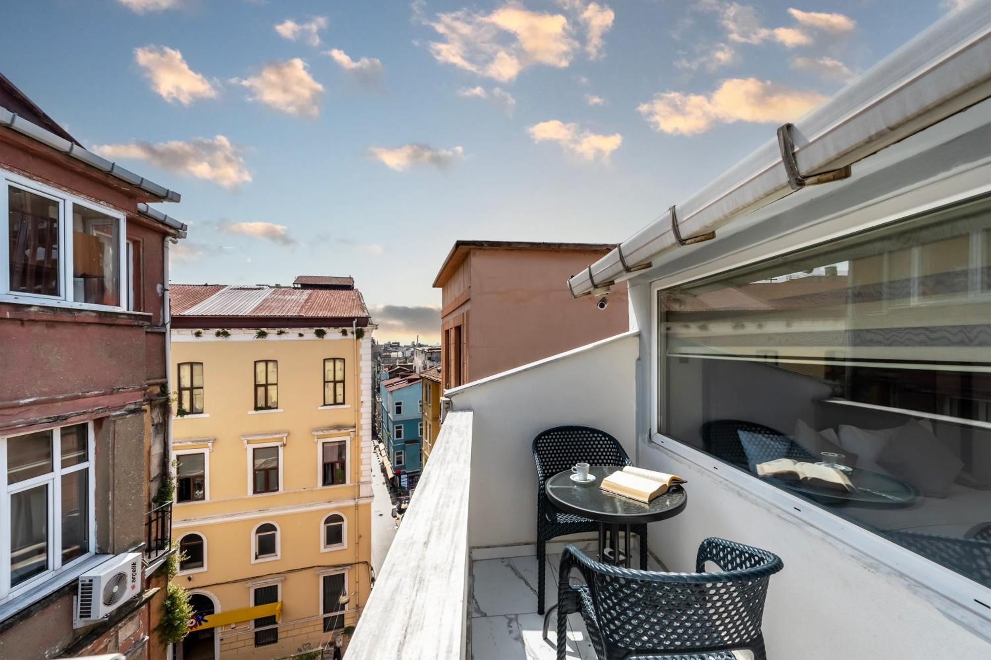 Quadruple Room Terrace