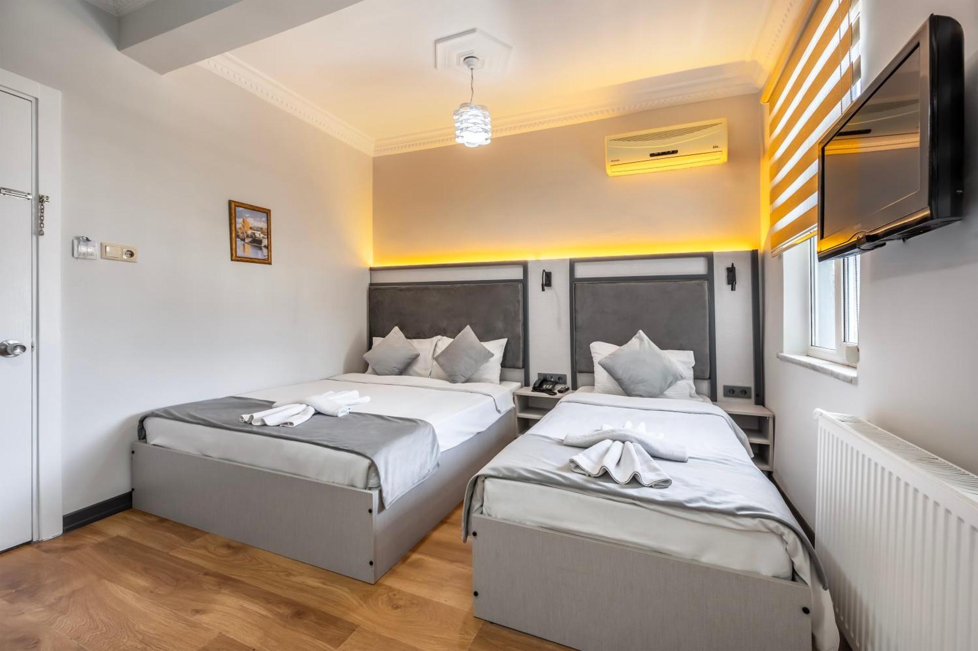 Standard Quadruple Room
