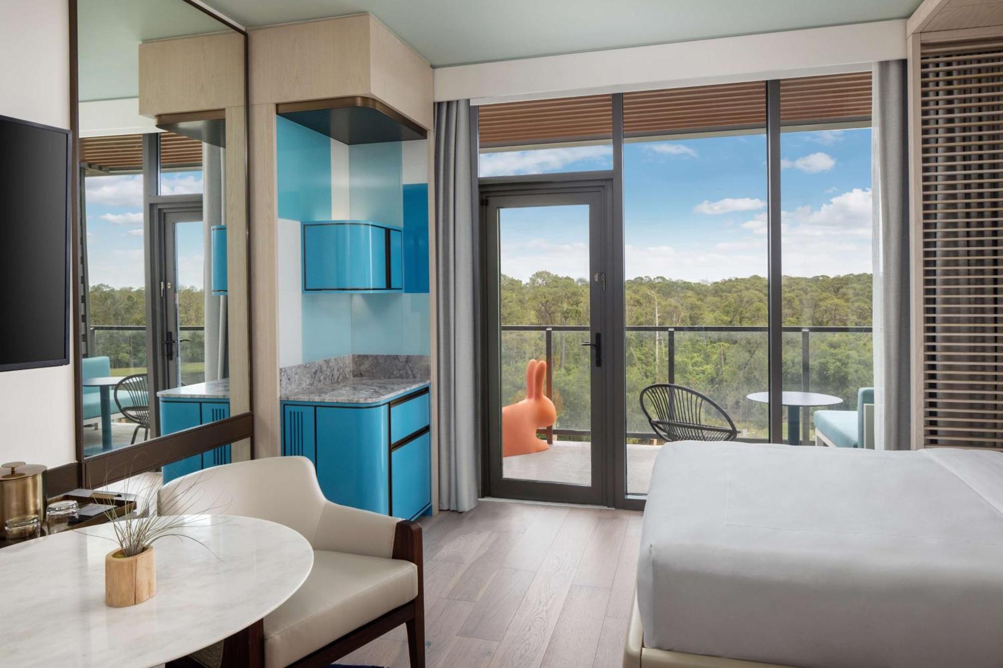 Deluxe Queen Room Balcony