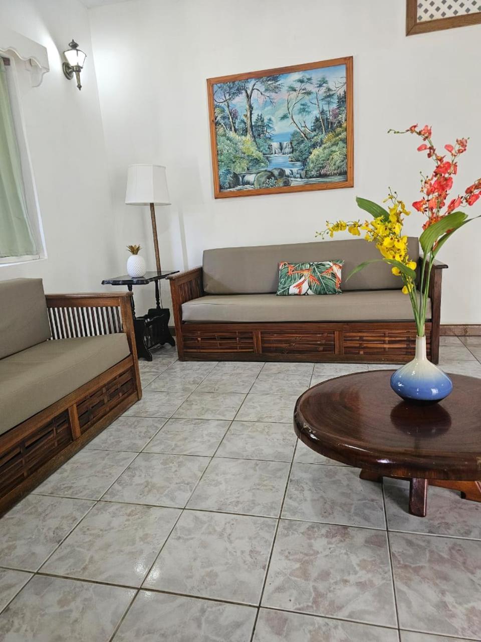 King Suite Sea View