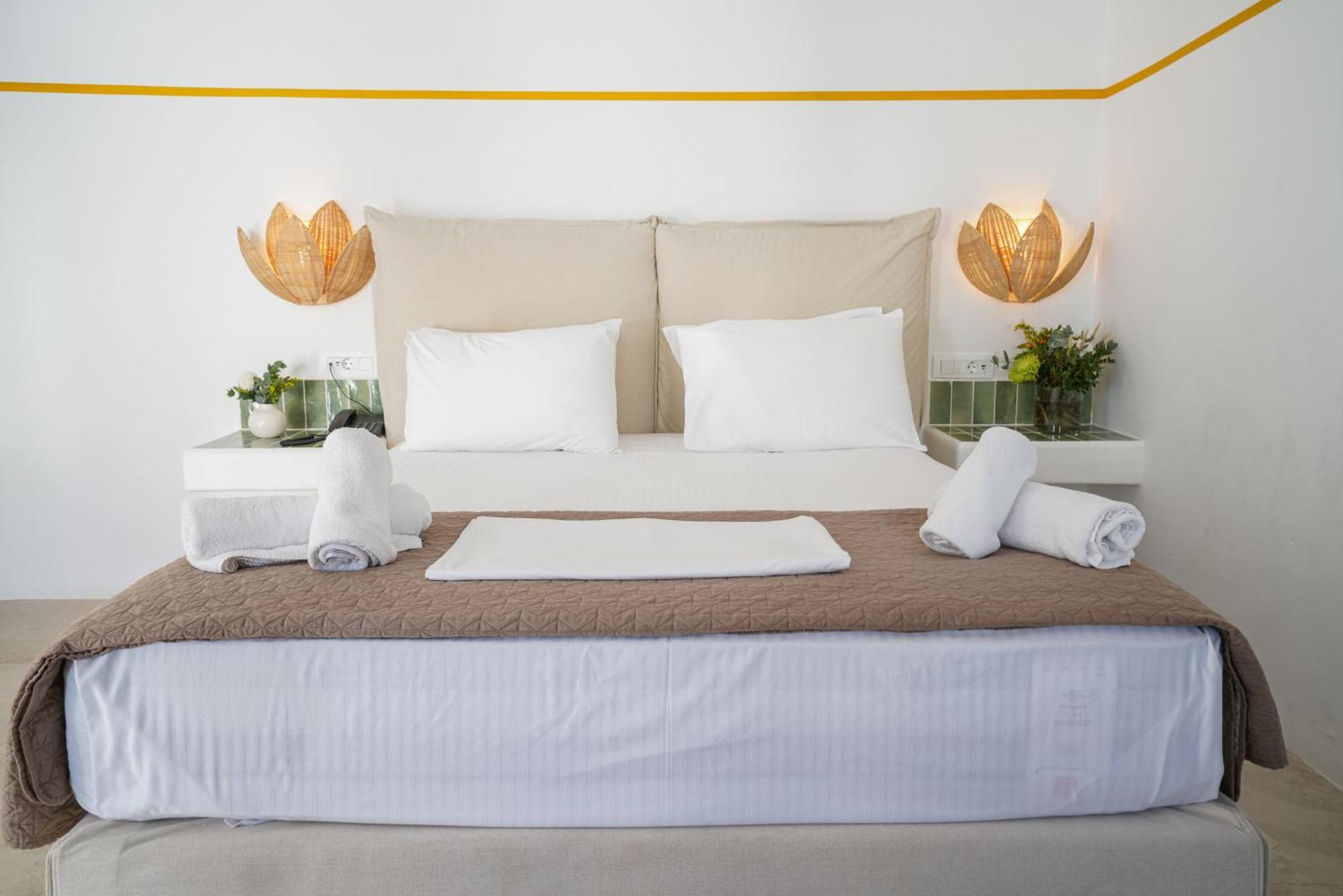 Deluxe King Suite