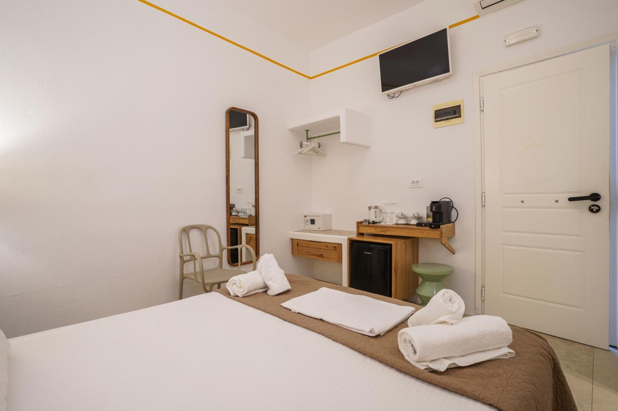 Economy Double Room