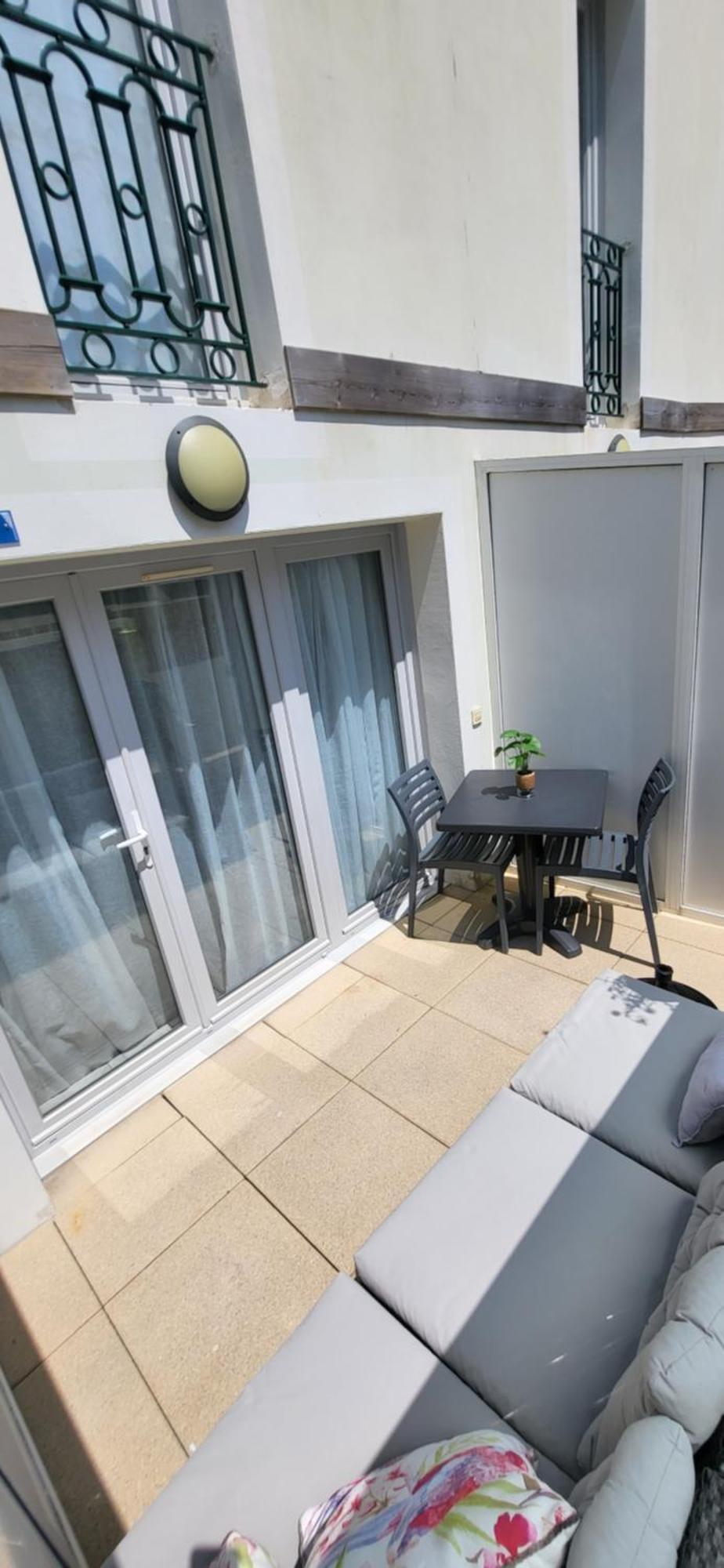 Apartment Terrace