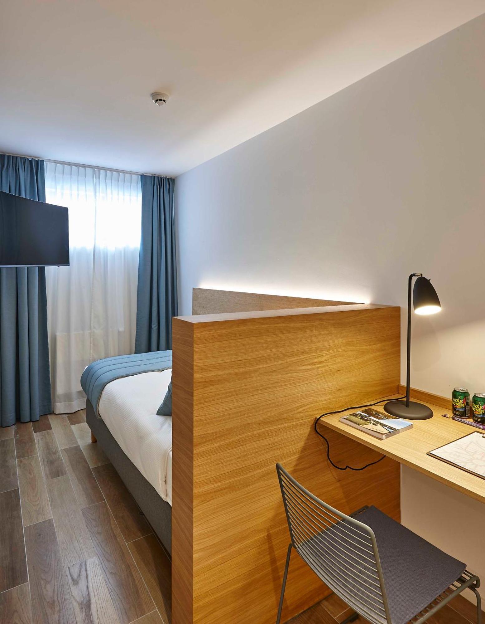 Cozy Single Room,1600607653:JPEG