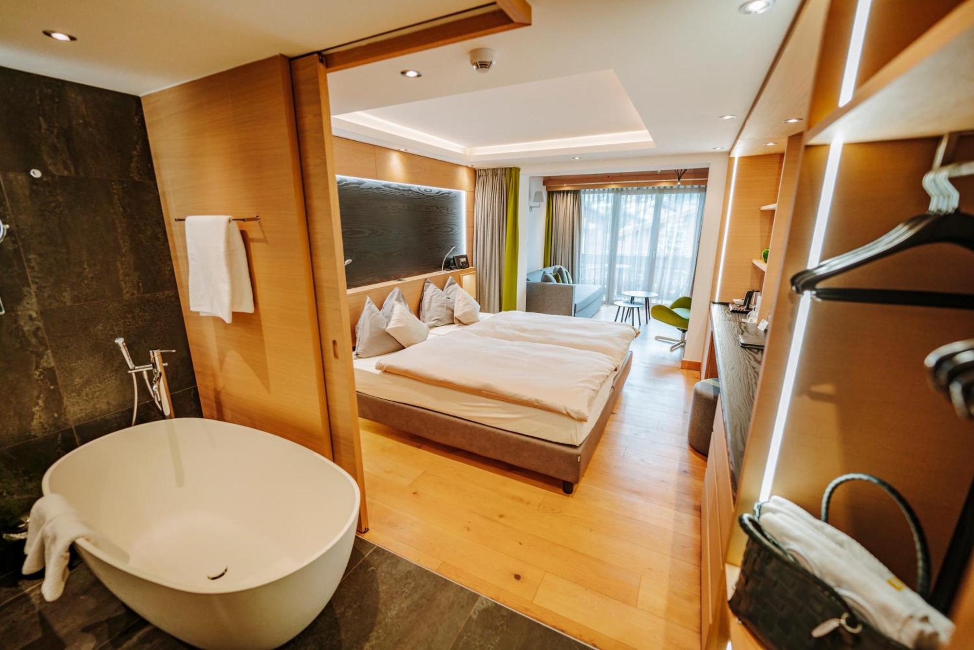 Deluxe Double Room Matterhorn View