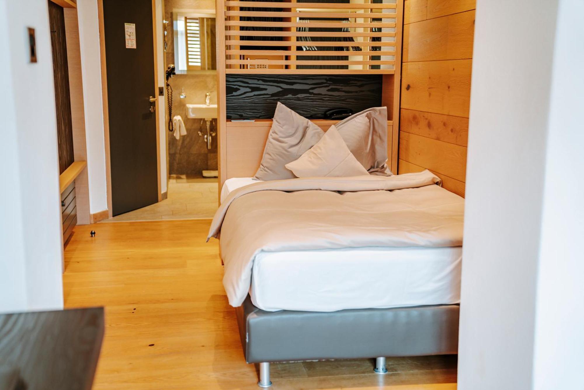 Deluxe Single Room Matterhorn View
