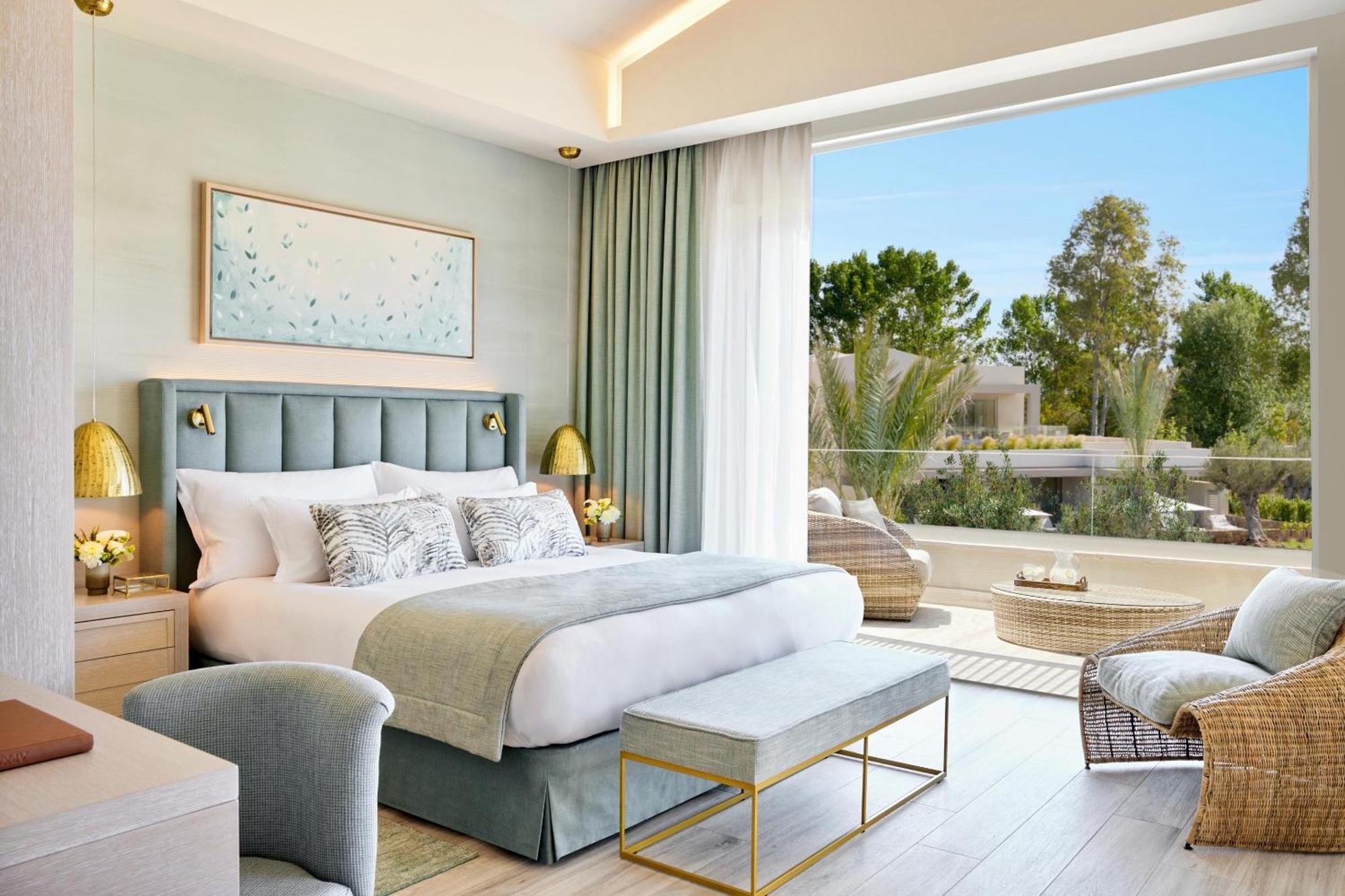 One Bedroom Suite Grand Balcony Garden View