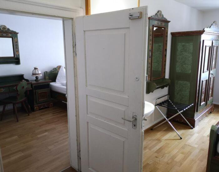 Familienzimmer mit Bad