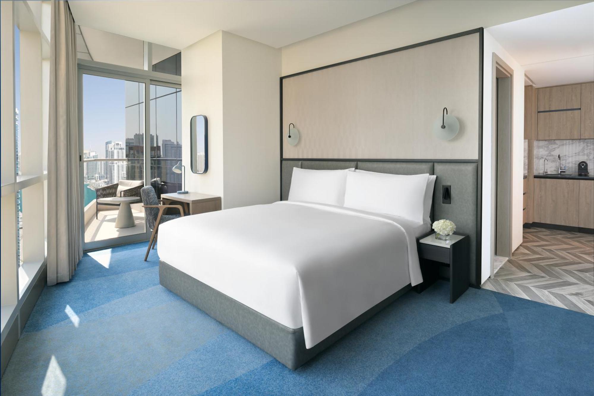Monolocale King con Balcone e Vista Porto Turistico