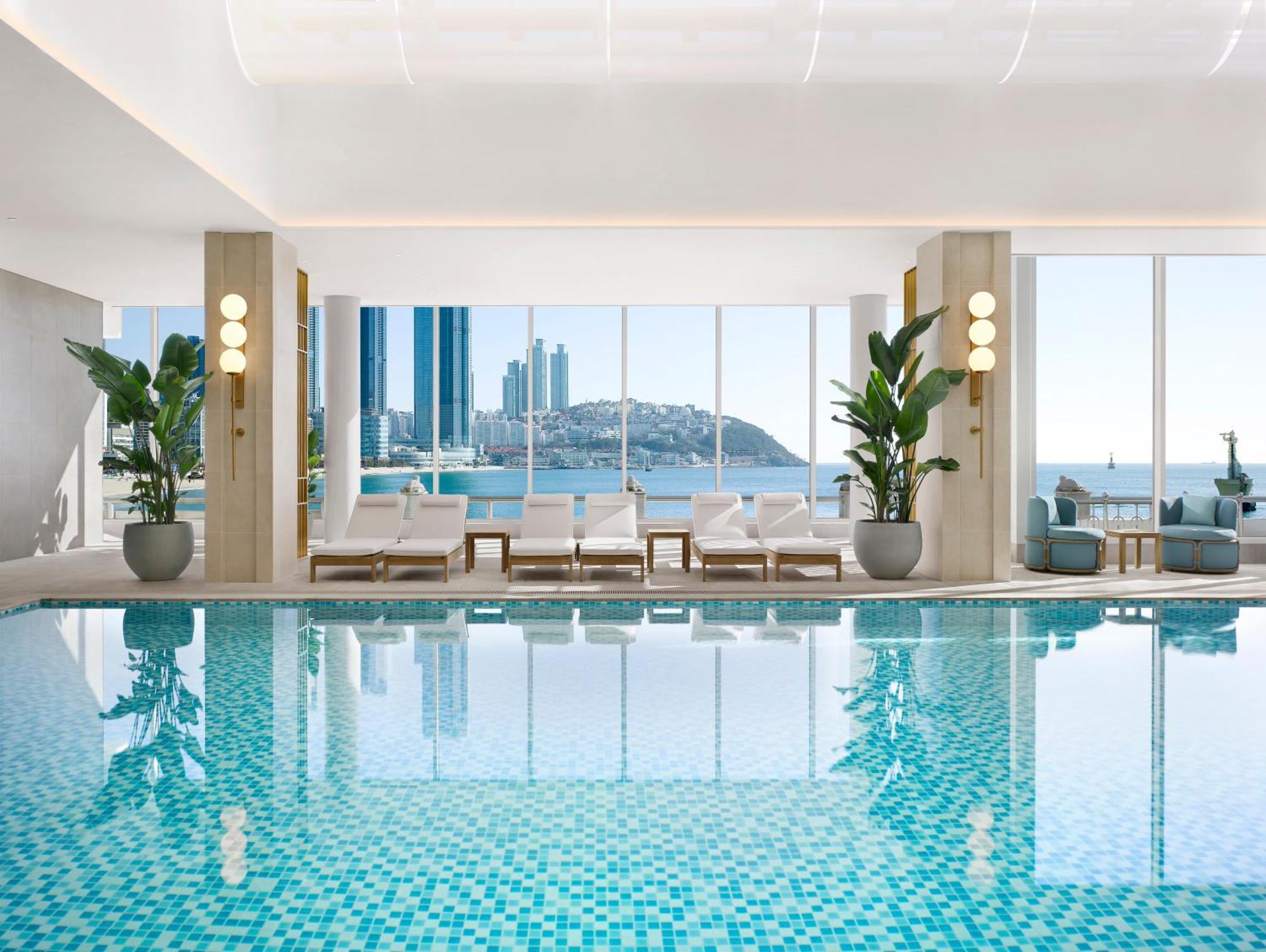 Deluxe Park King 1 King Dongbaek Park view