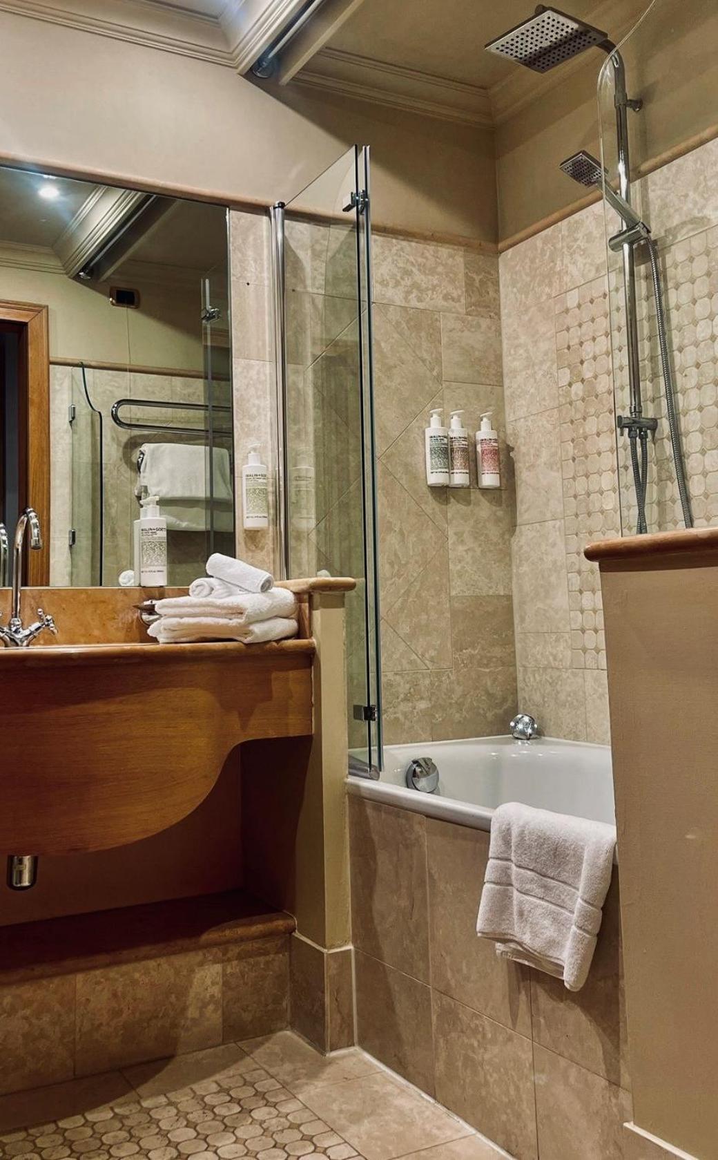 Suite with Spa Access