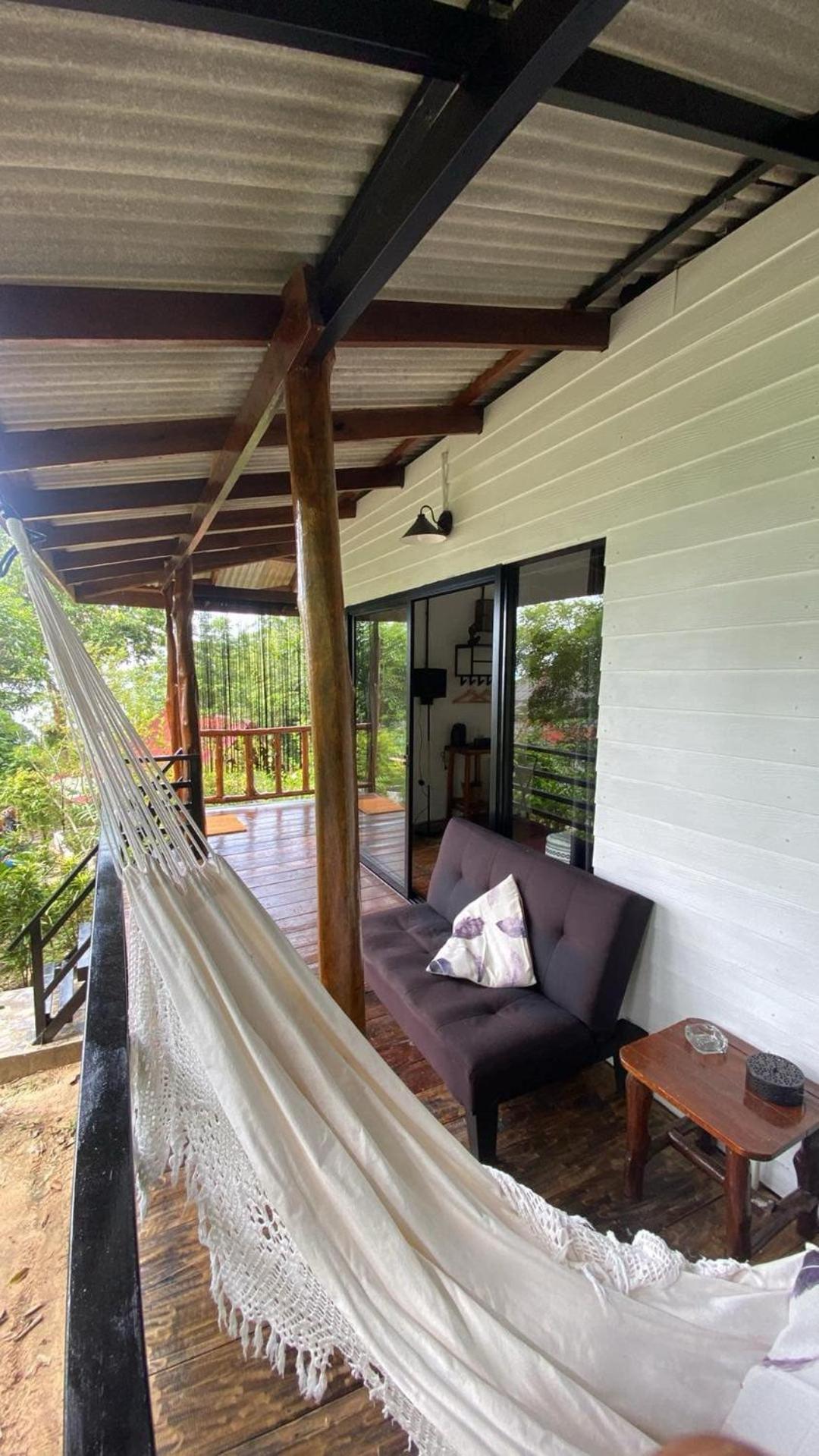 Bungalow Garden View