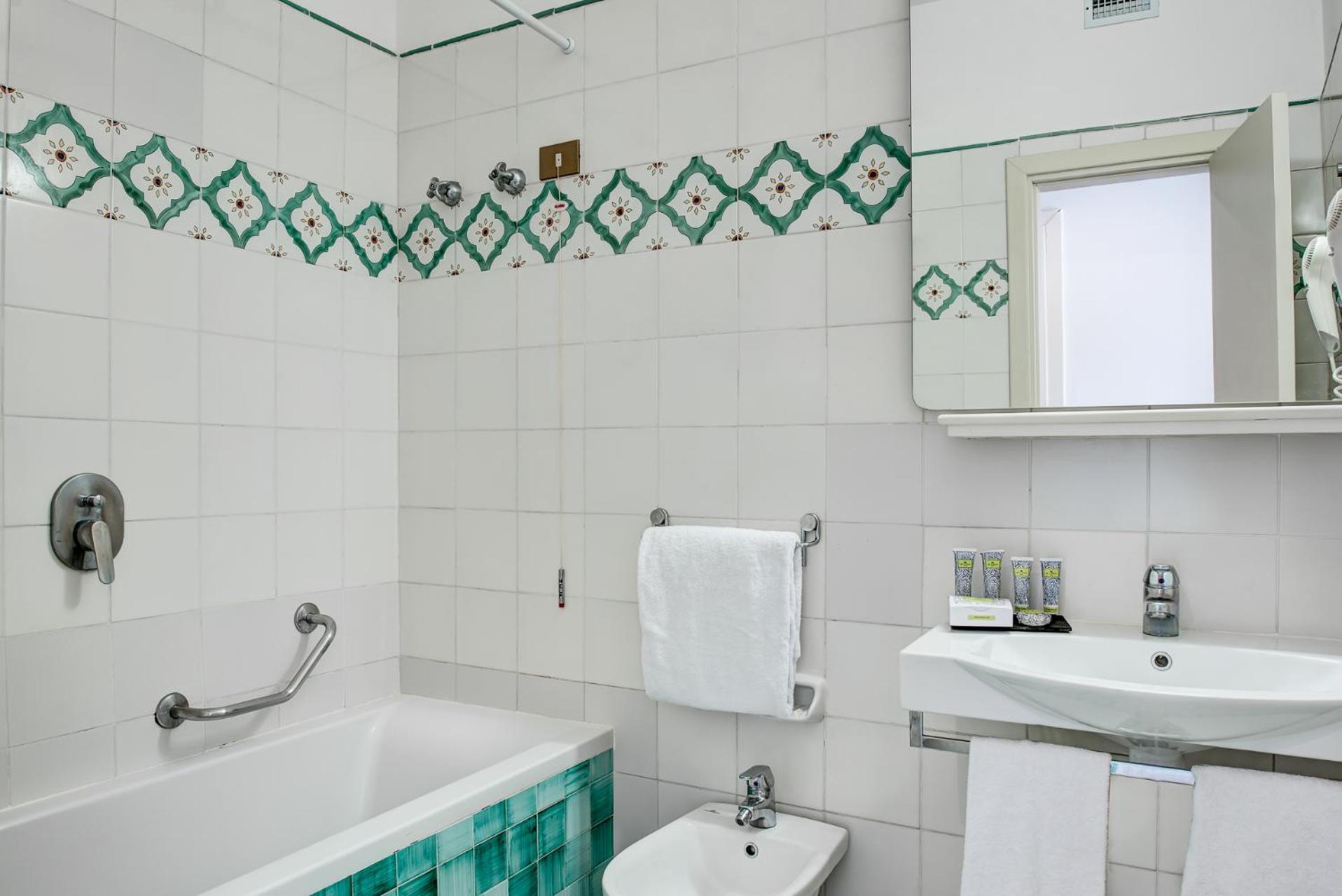 Classic Triple Room