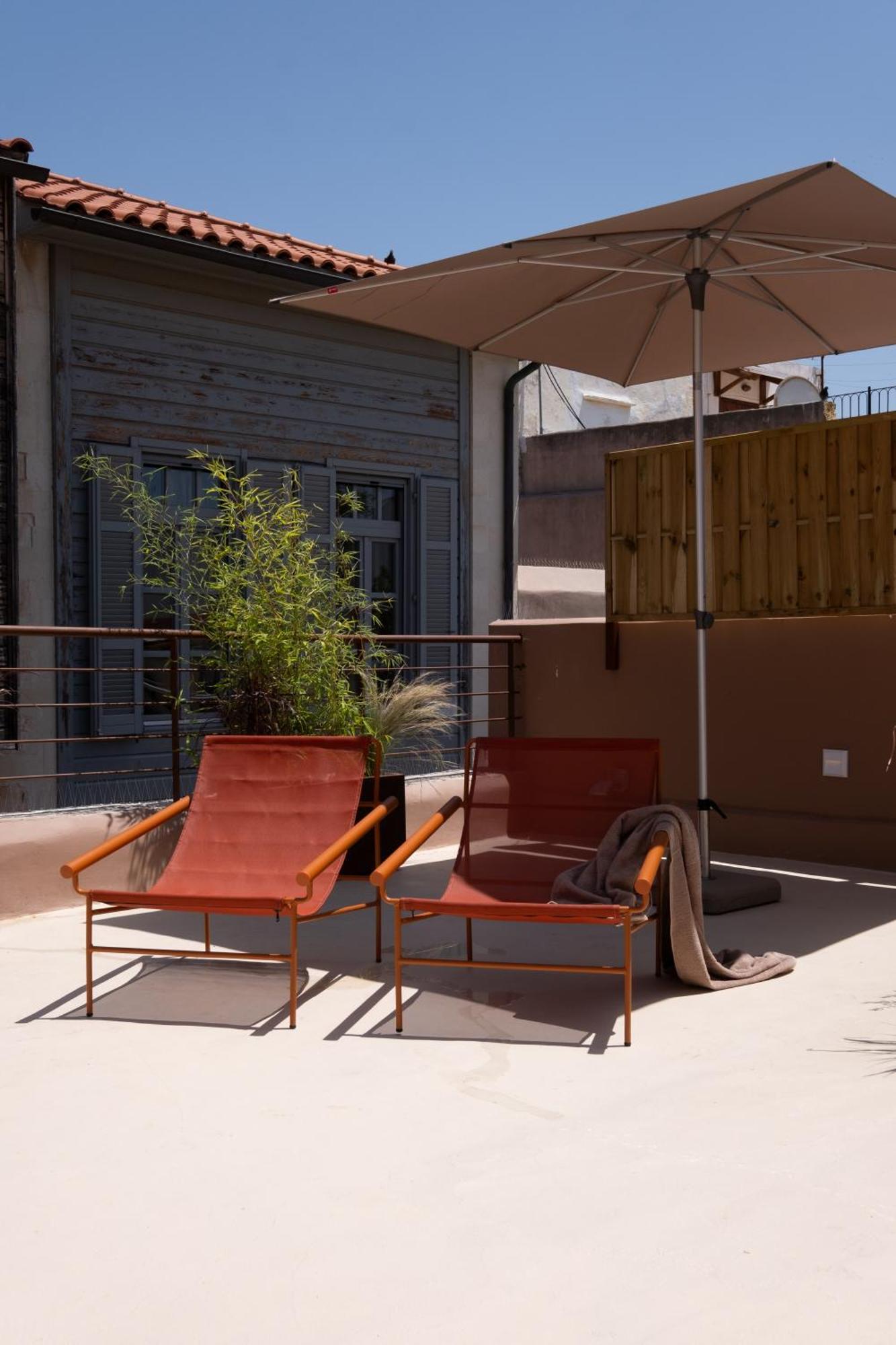 Old Town View Penthouse Outdoor Hot Tub
