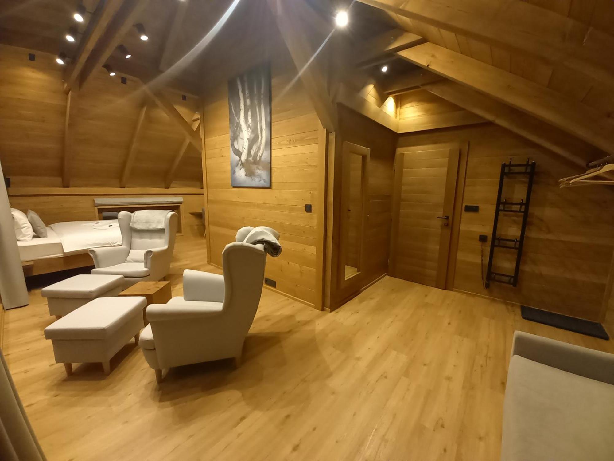 Deluxe Doppelzimmer mit Zustellbett