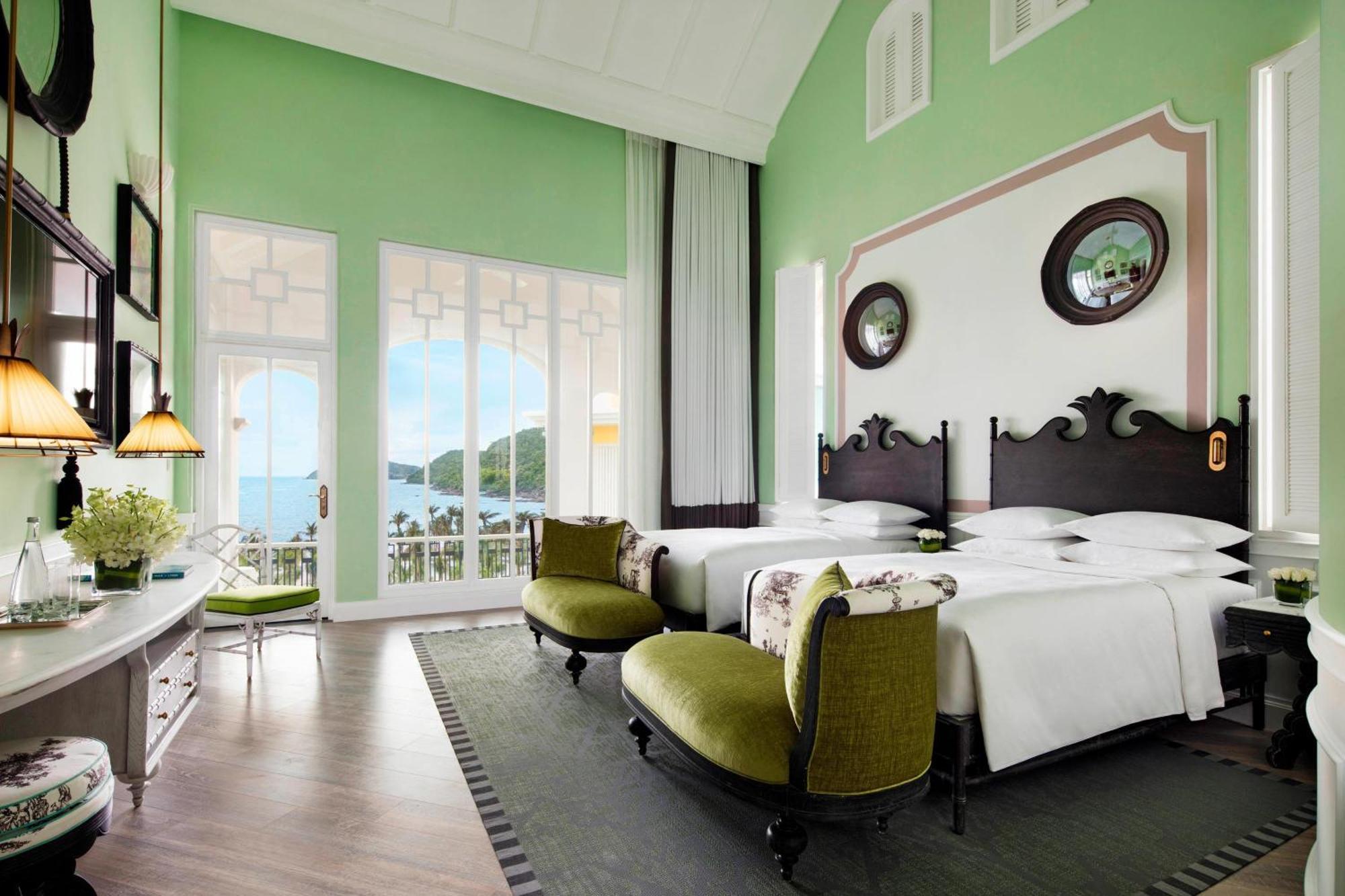 Emerald Bay Room 2 Double Beds Ocean View Balcony