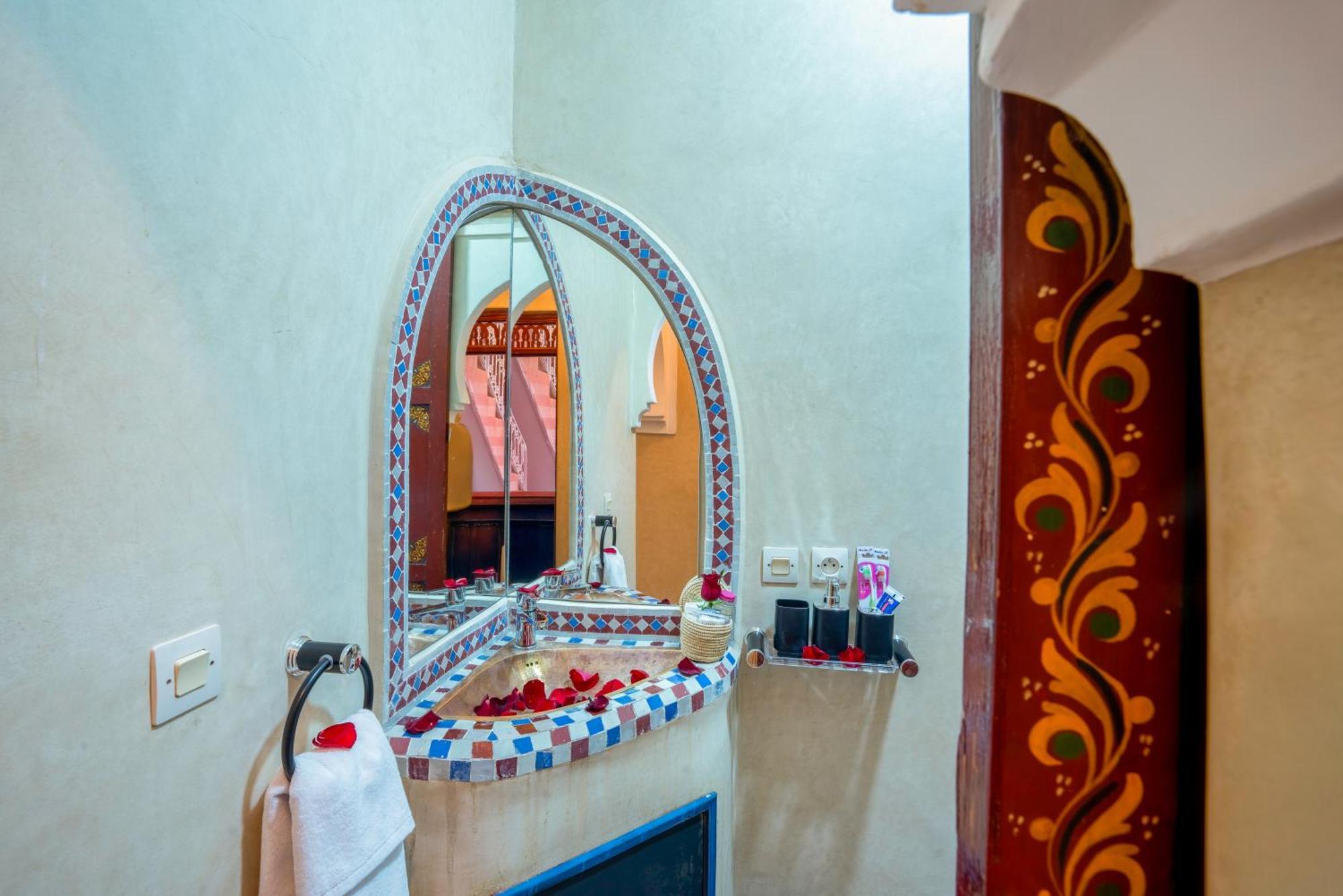 Double Room Private Bathroom