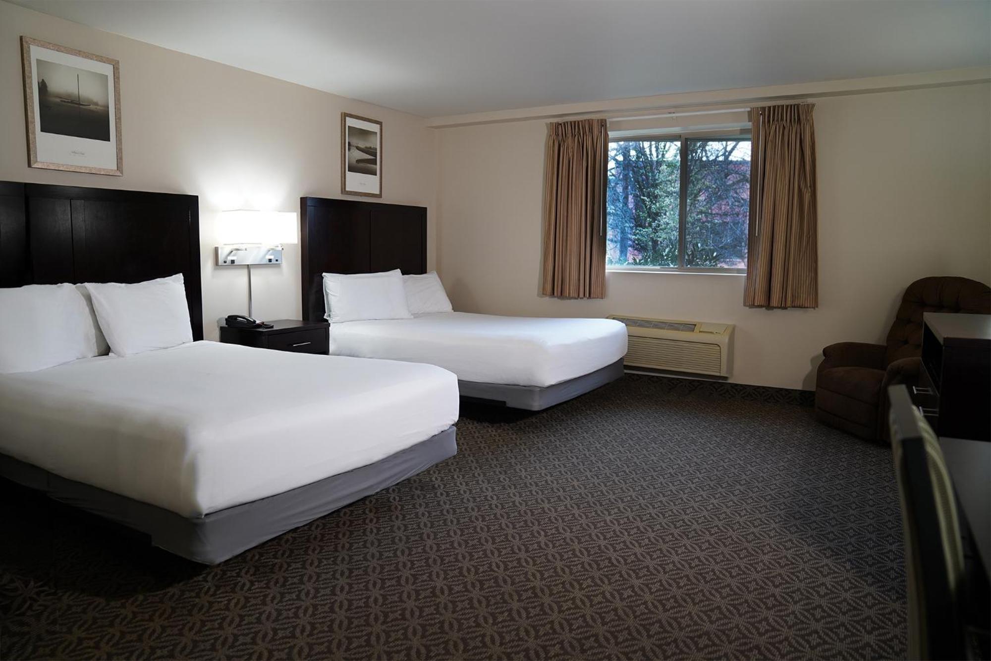 Queen Room Two Queen Beds