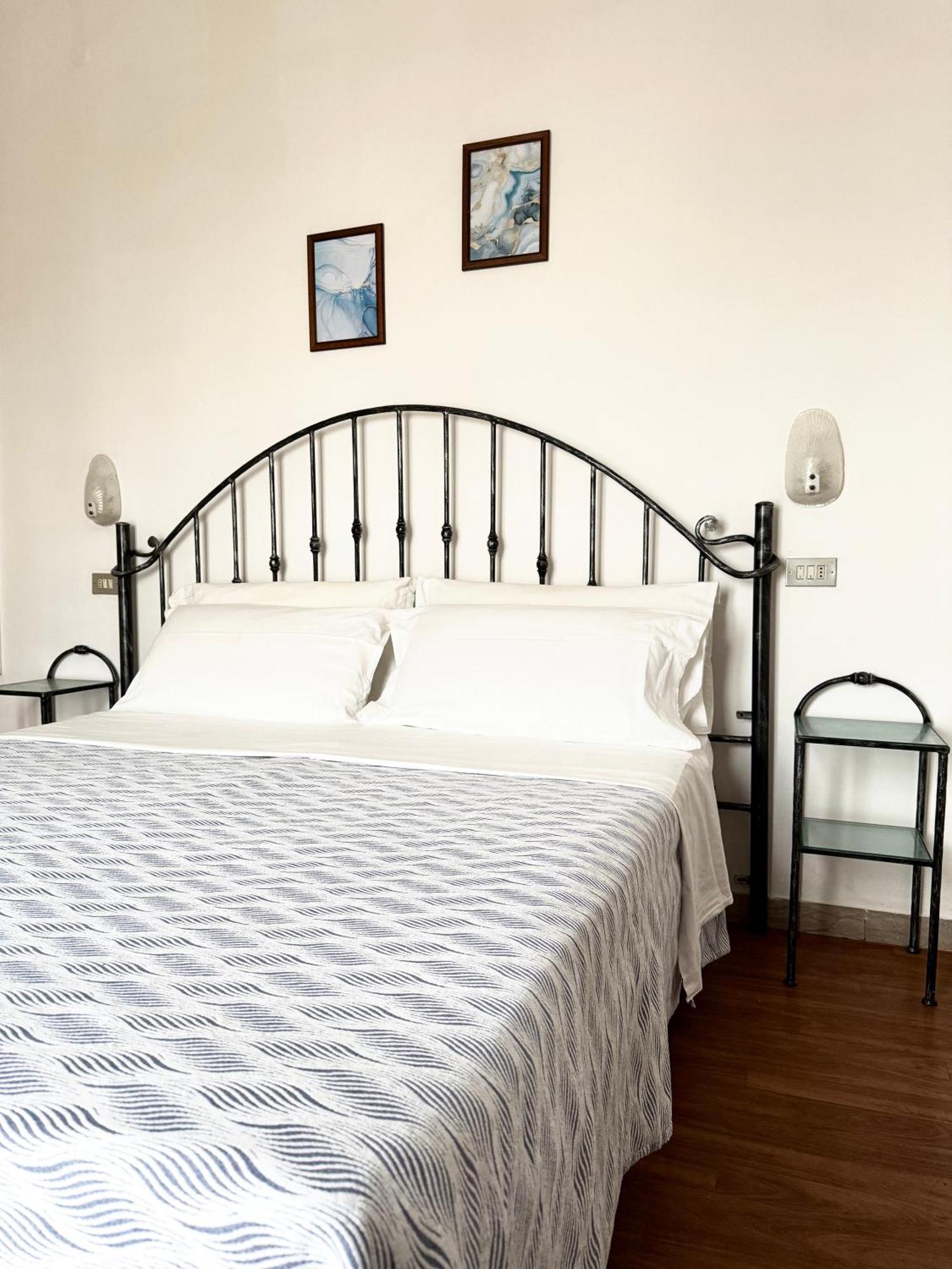 Double Room Front Sea View
