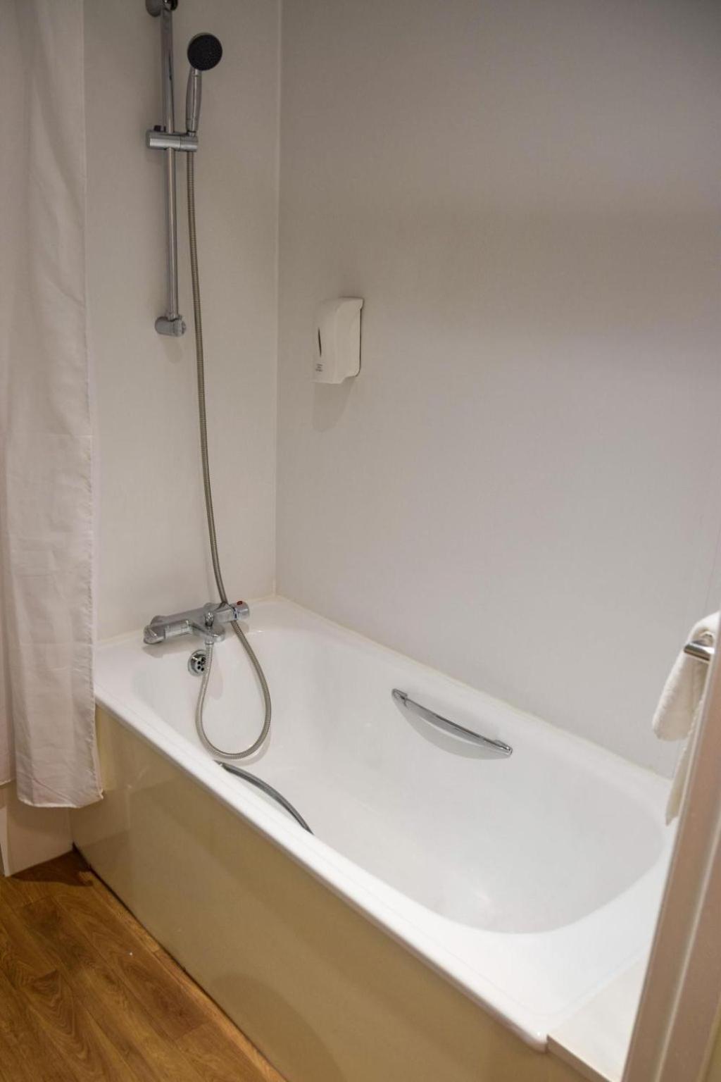 Habitación Doble Pequeña