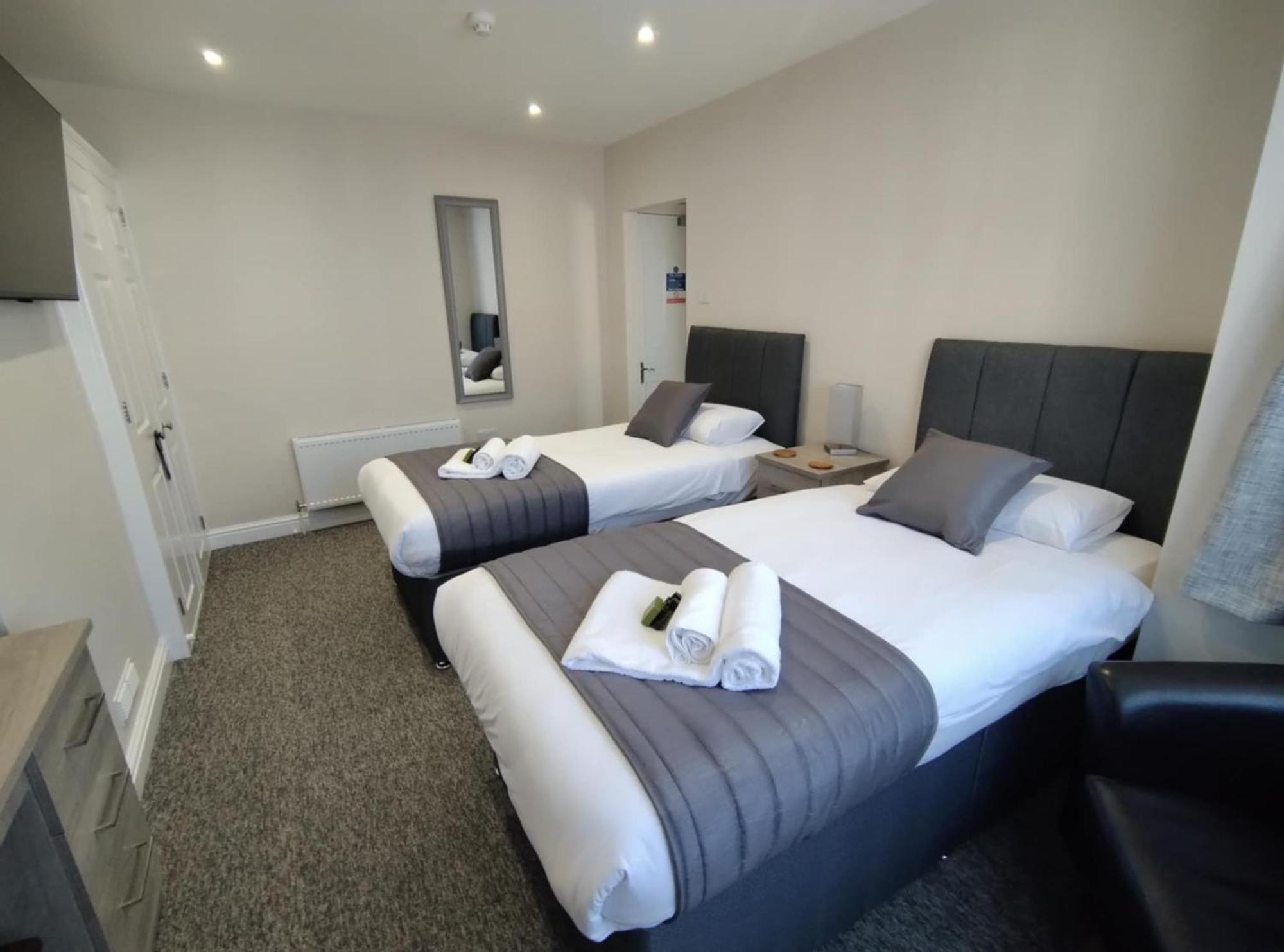 Superior Twin Room