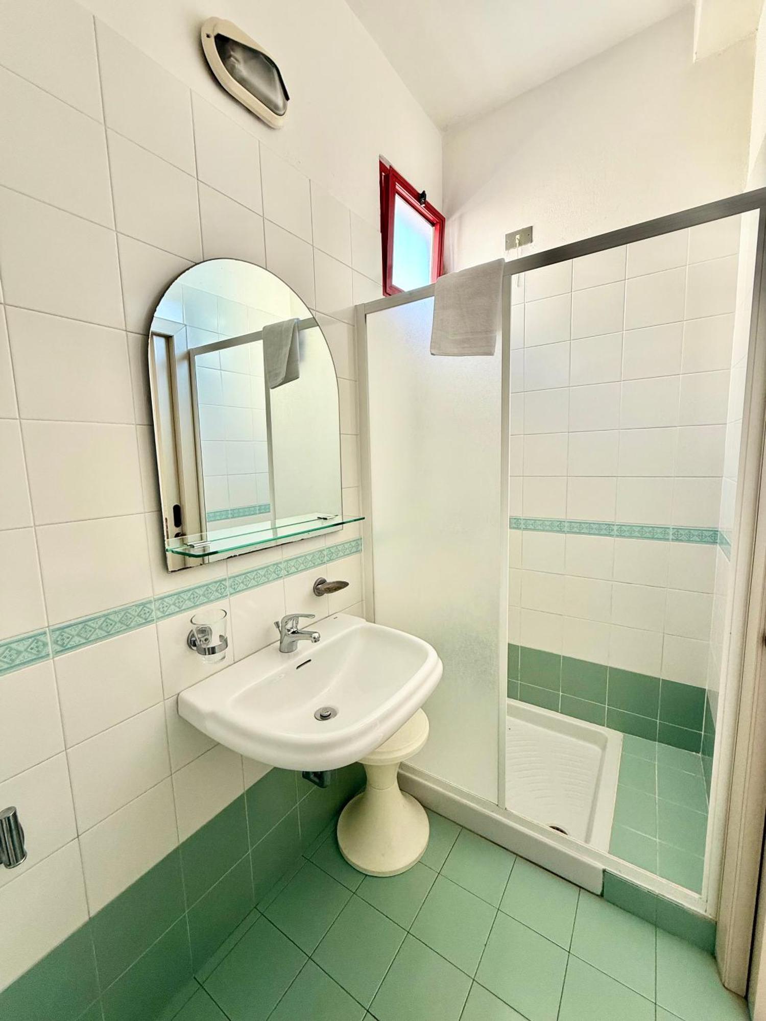 Deluxe Double Room Sided Sea View