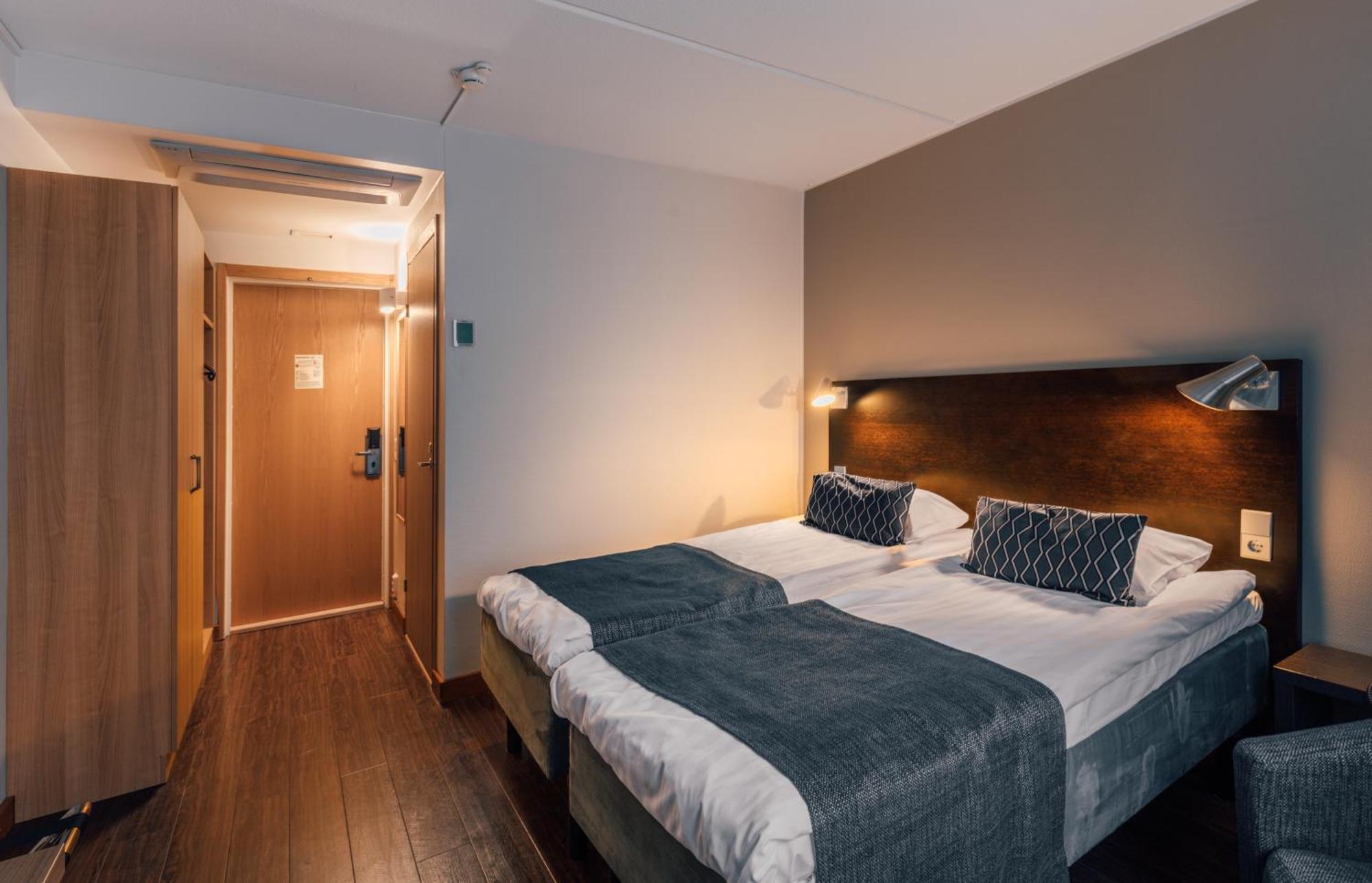 Standard Twin Room Spa Hotel Building Spa access