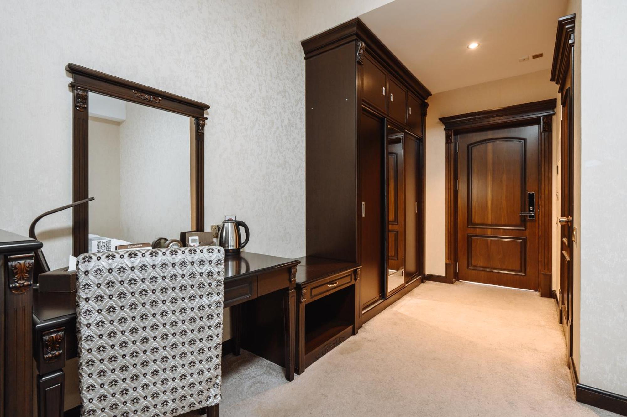 Twin Room,1677895019:JPEG
