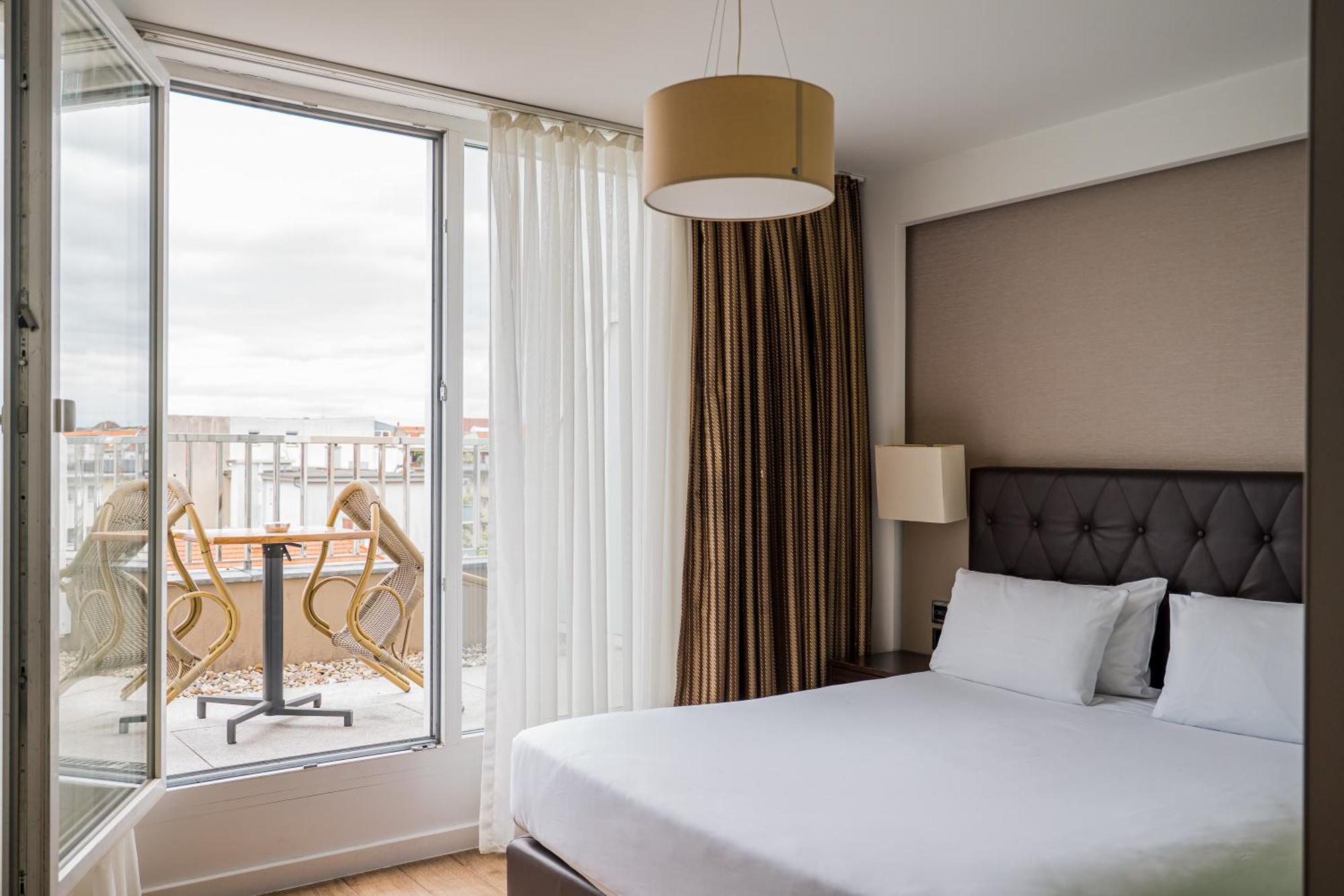 Deluxe Double Room with Balcony