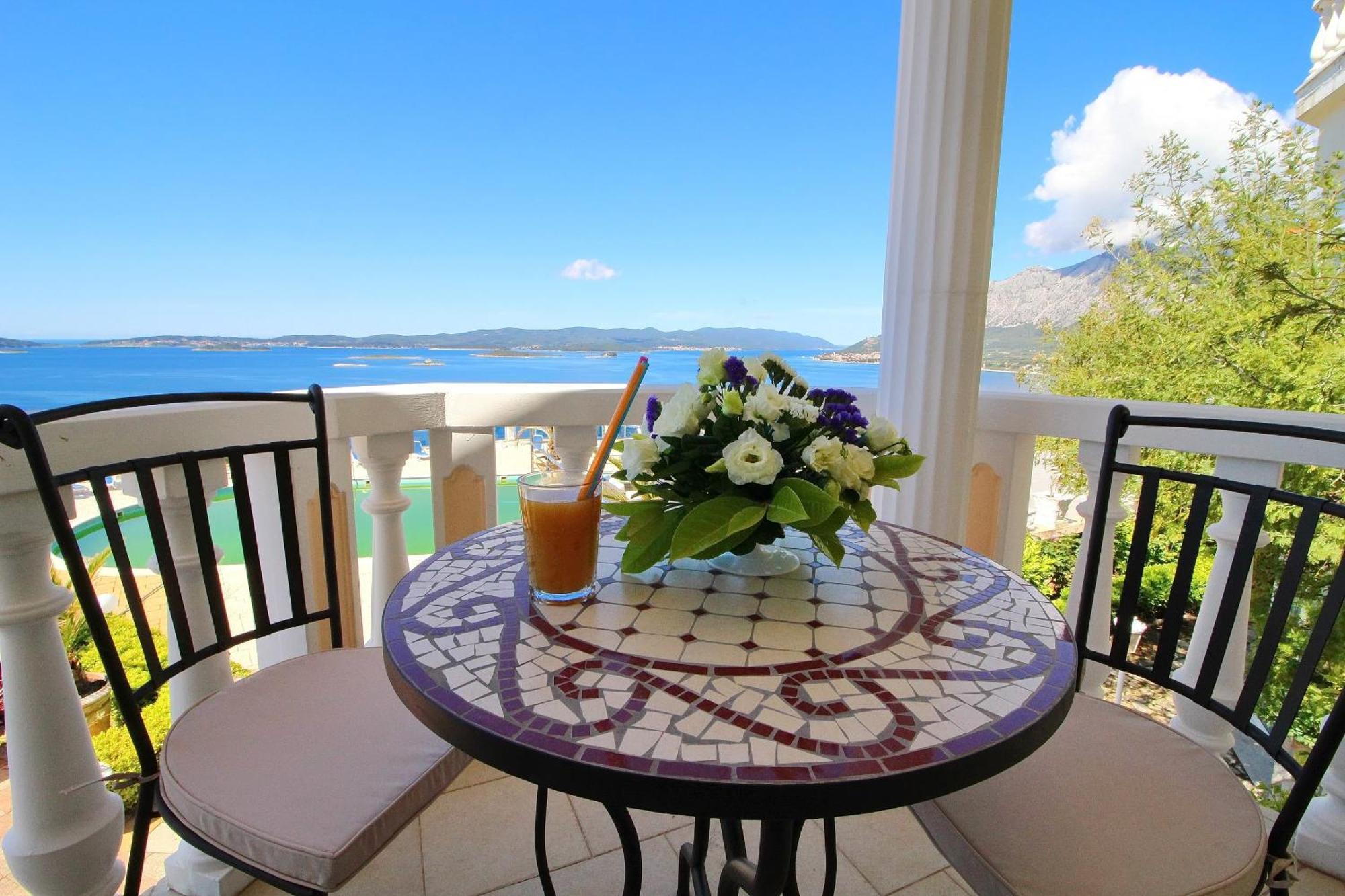 Two-Bedroom Royal Suite Balcony Sea View