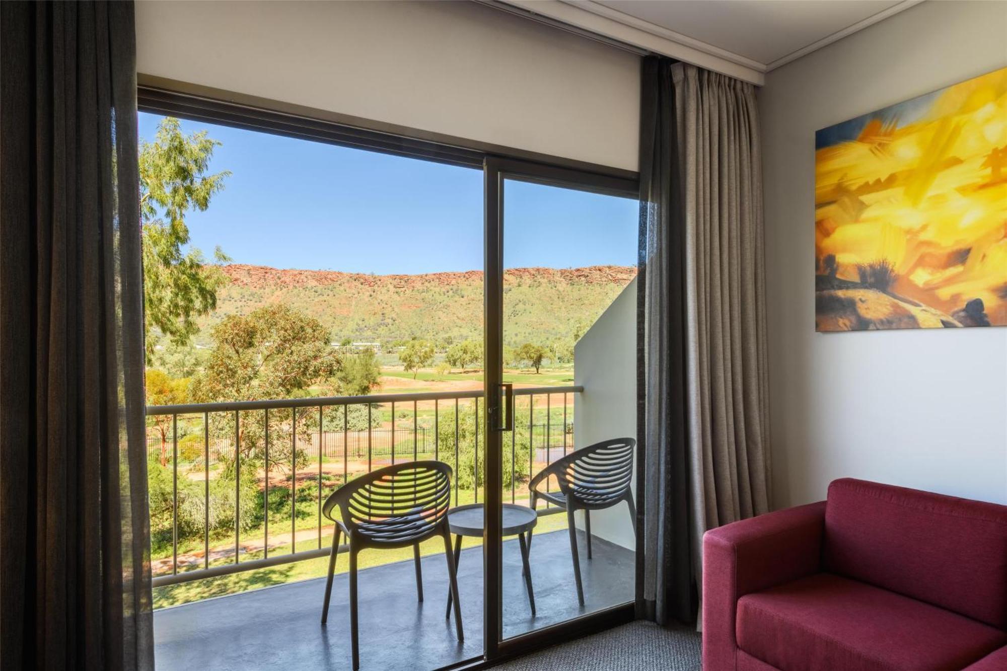 Double Double Deluxe Room Mountain View