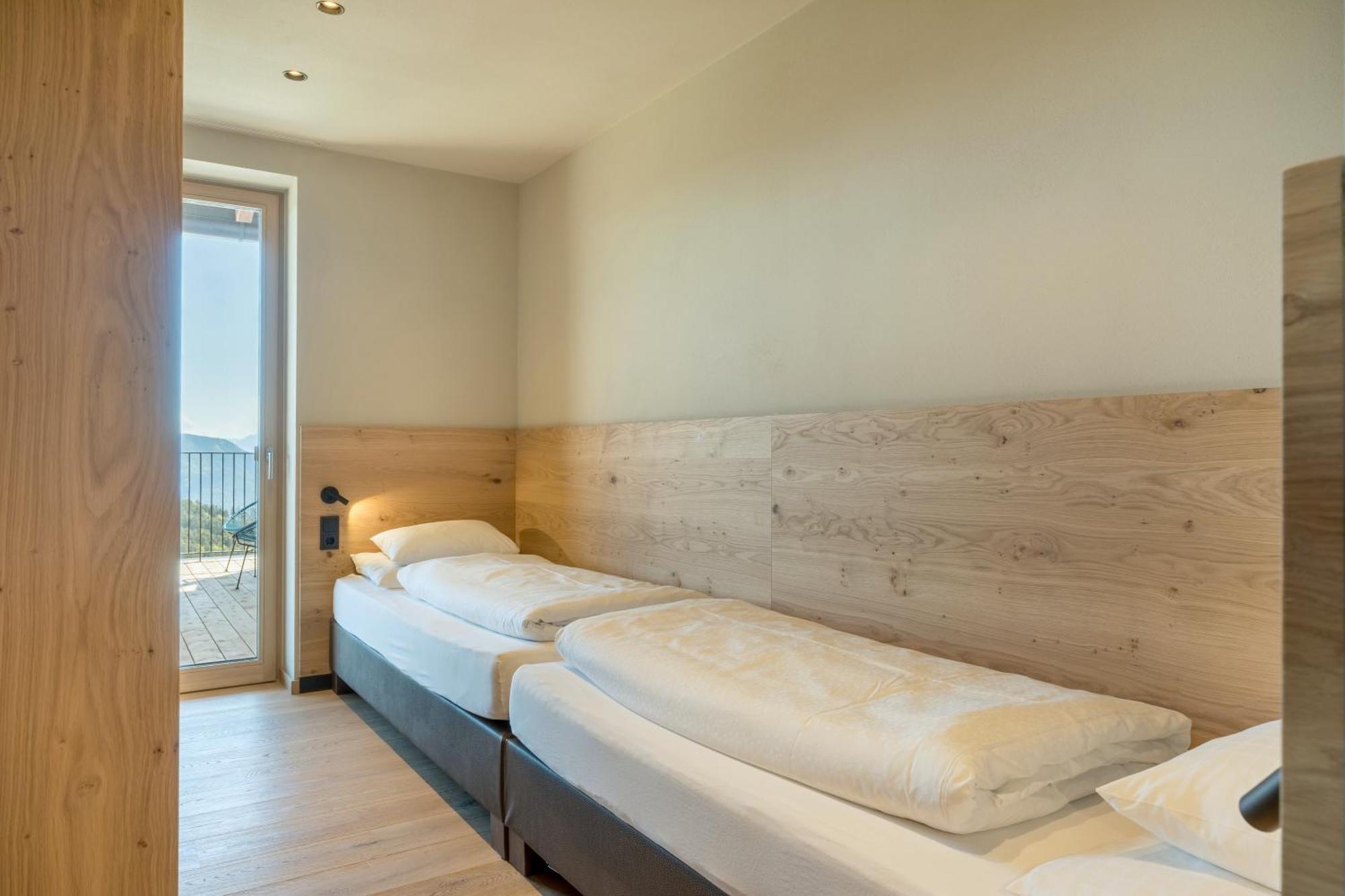 Familiensuite mit Balkon