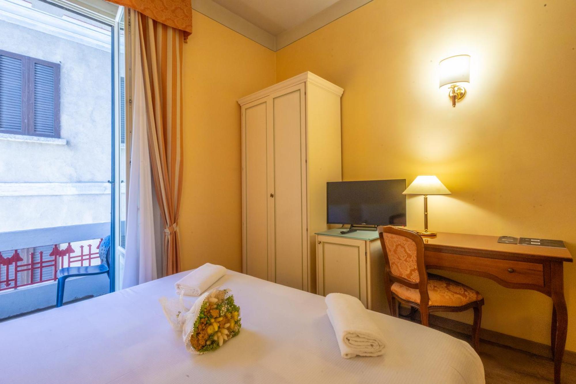 Superior double or Twin Room Balcony