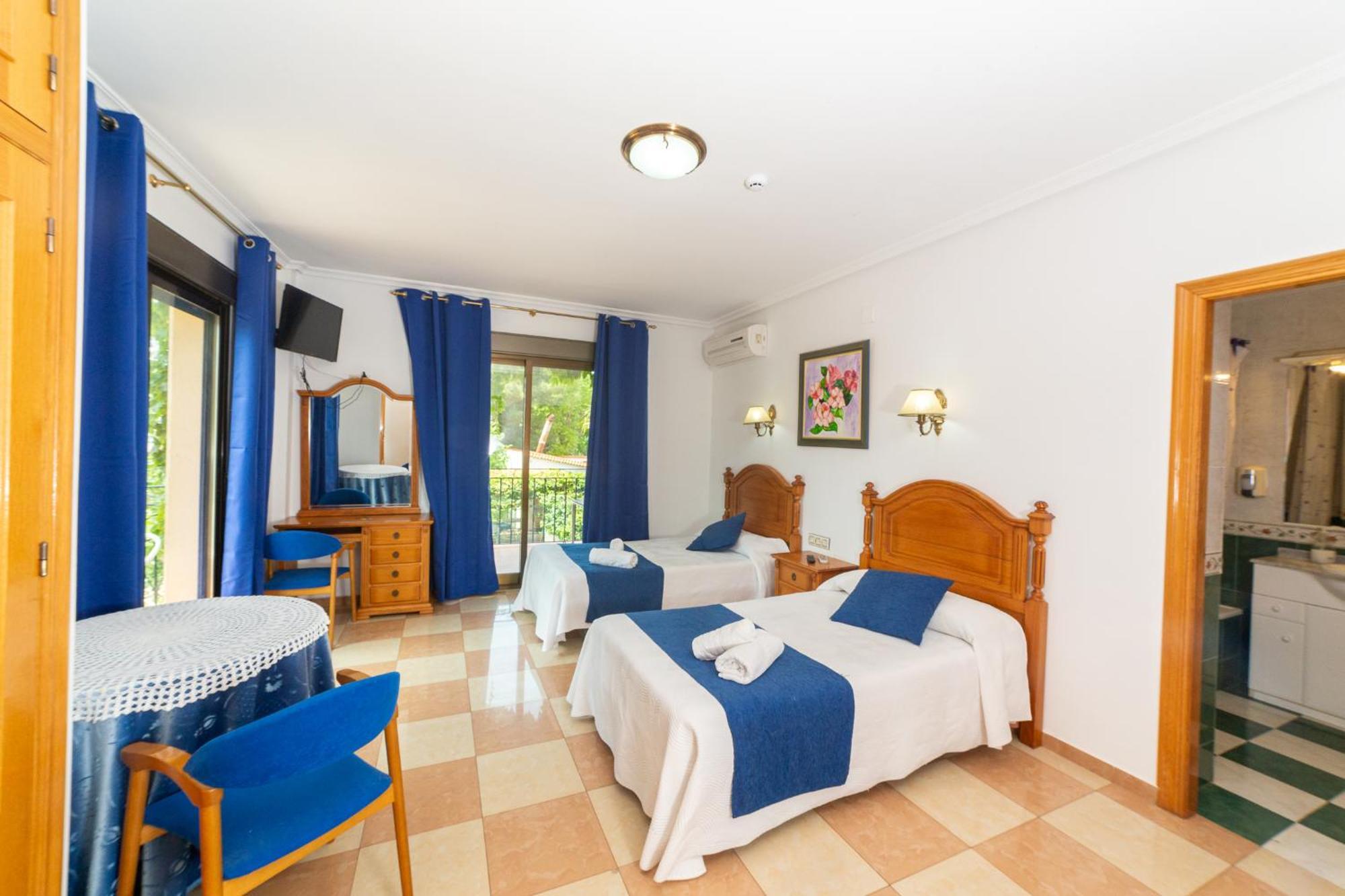 Double Room with Garden View,1698141663:JPEG