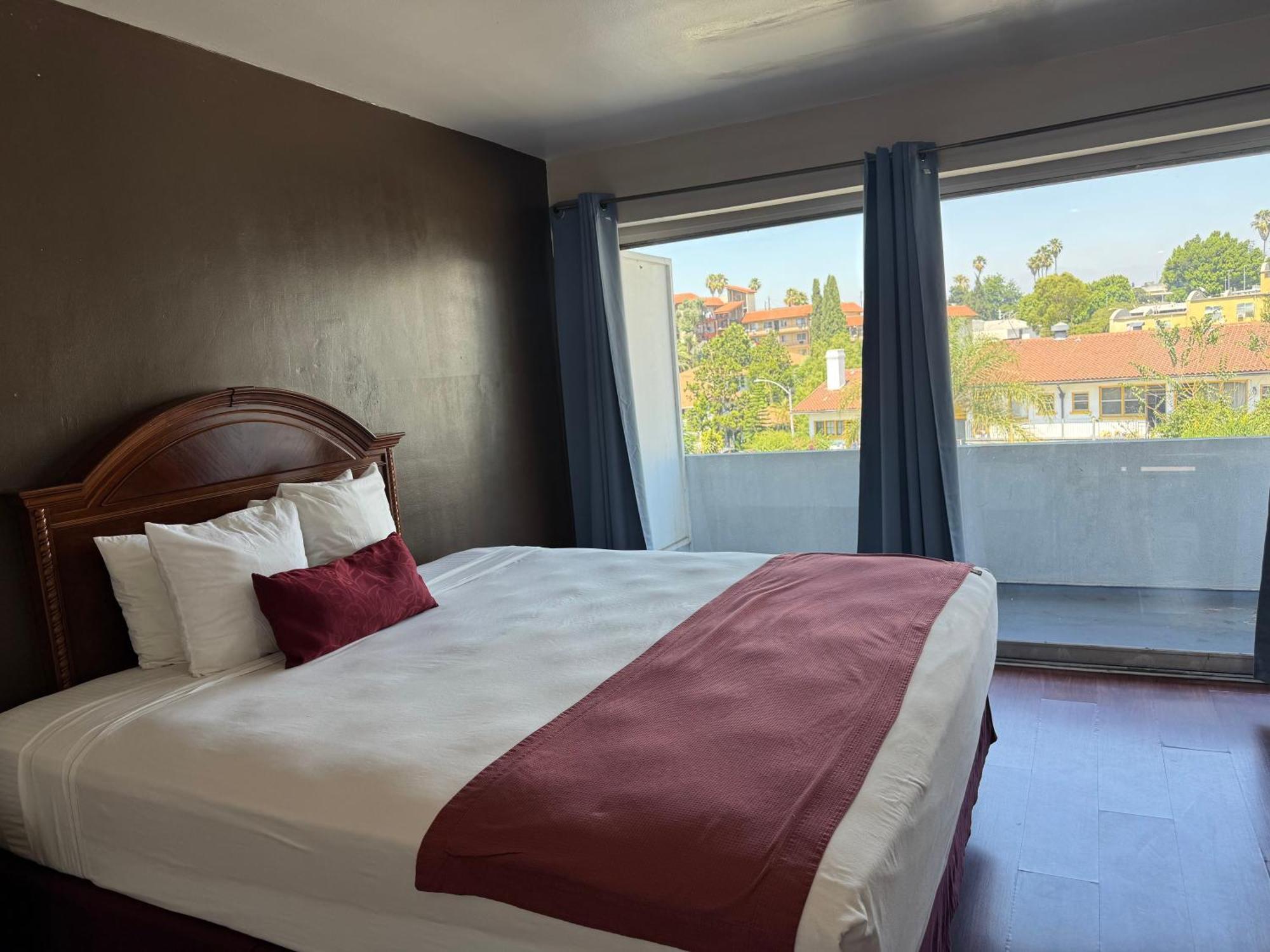 King Room with Balcony,1698153626:JPEG
