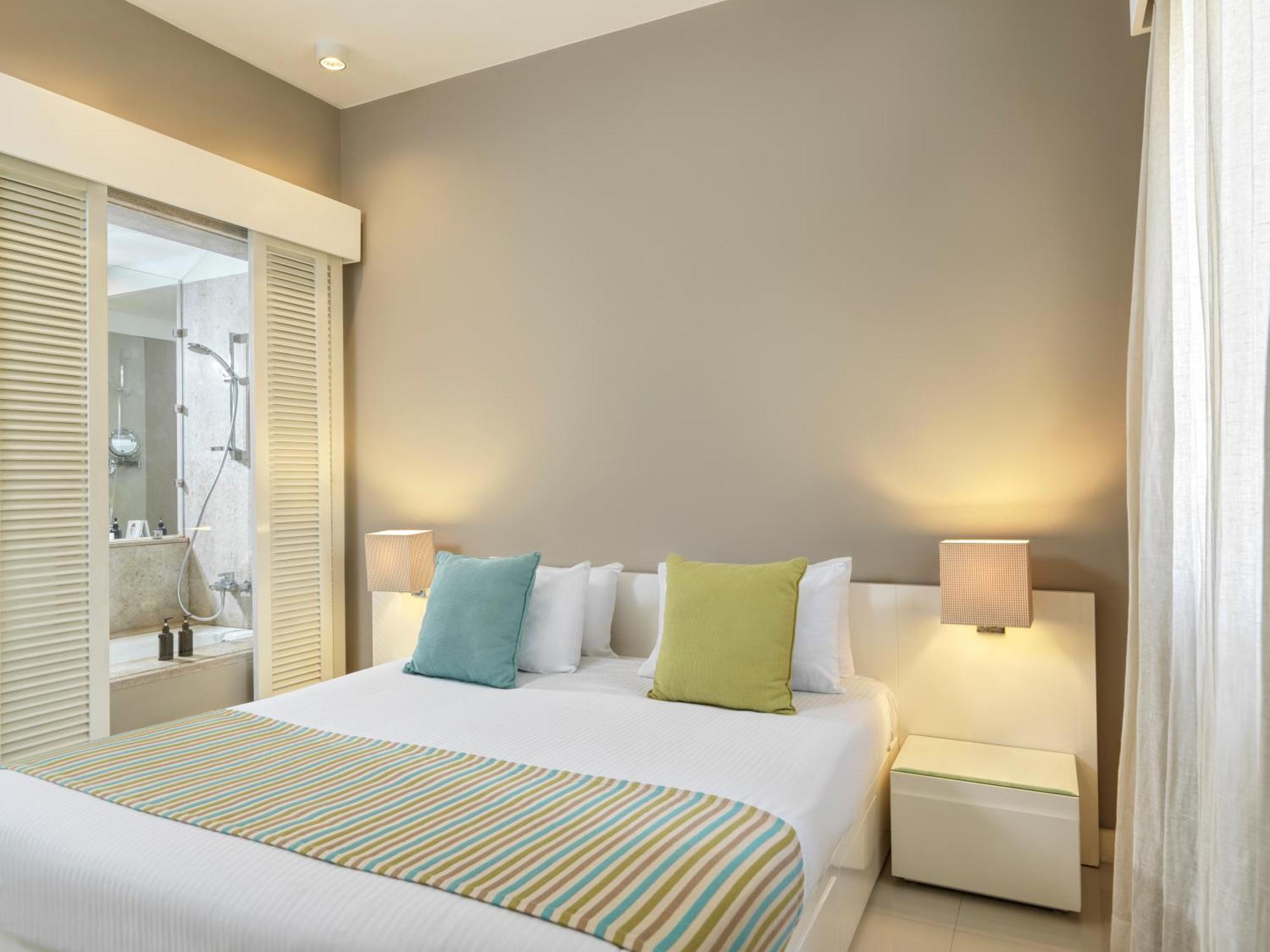Ancient Sands Suite
