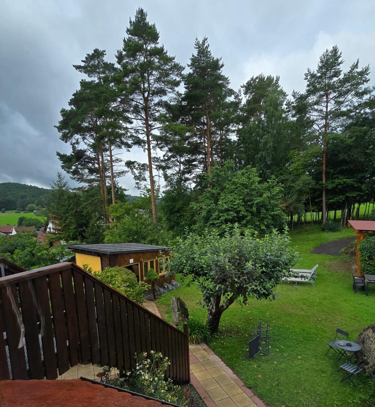 Studio mit Balkon