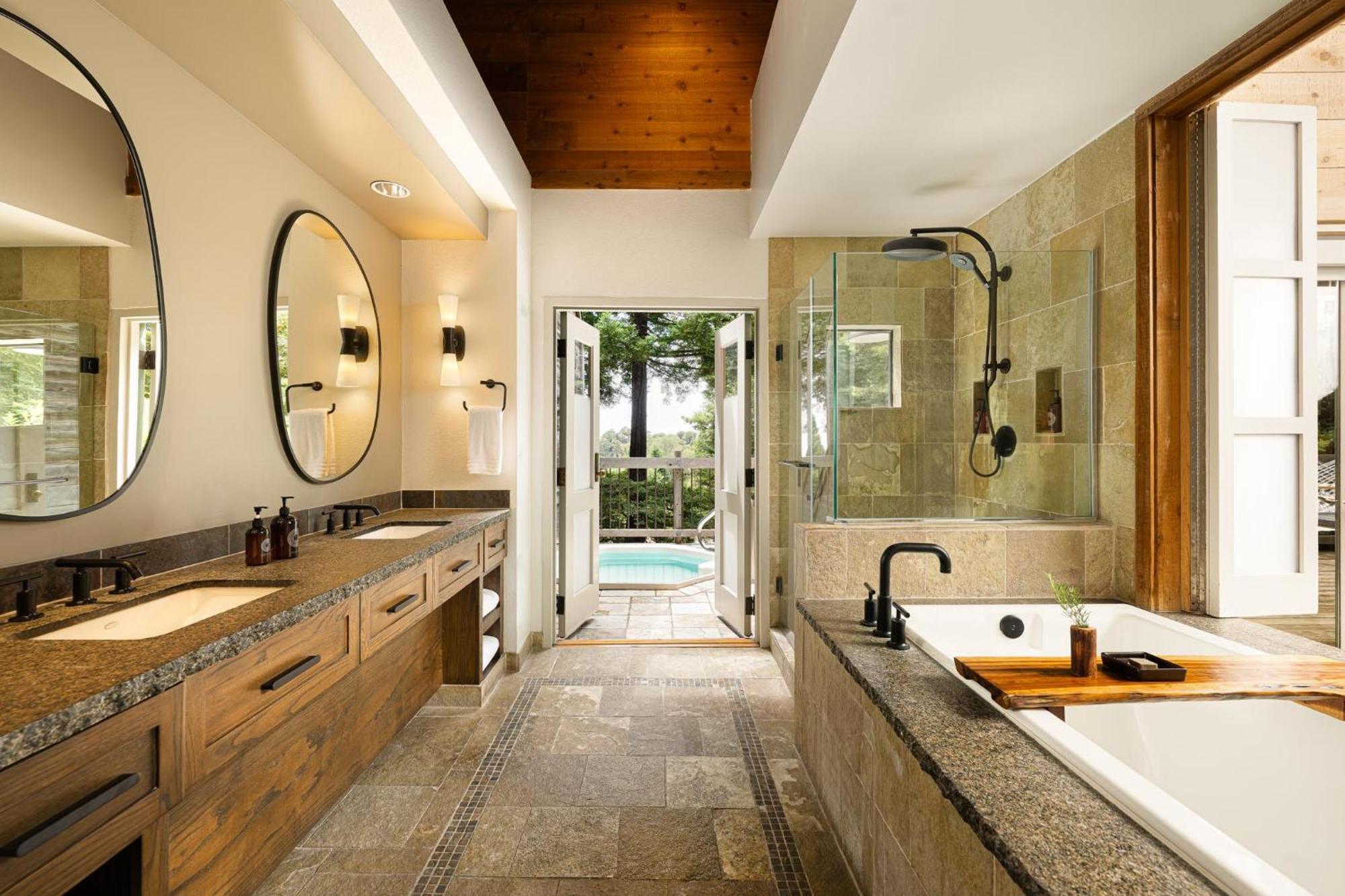 Suite Hot Tub