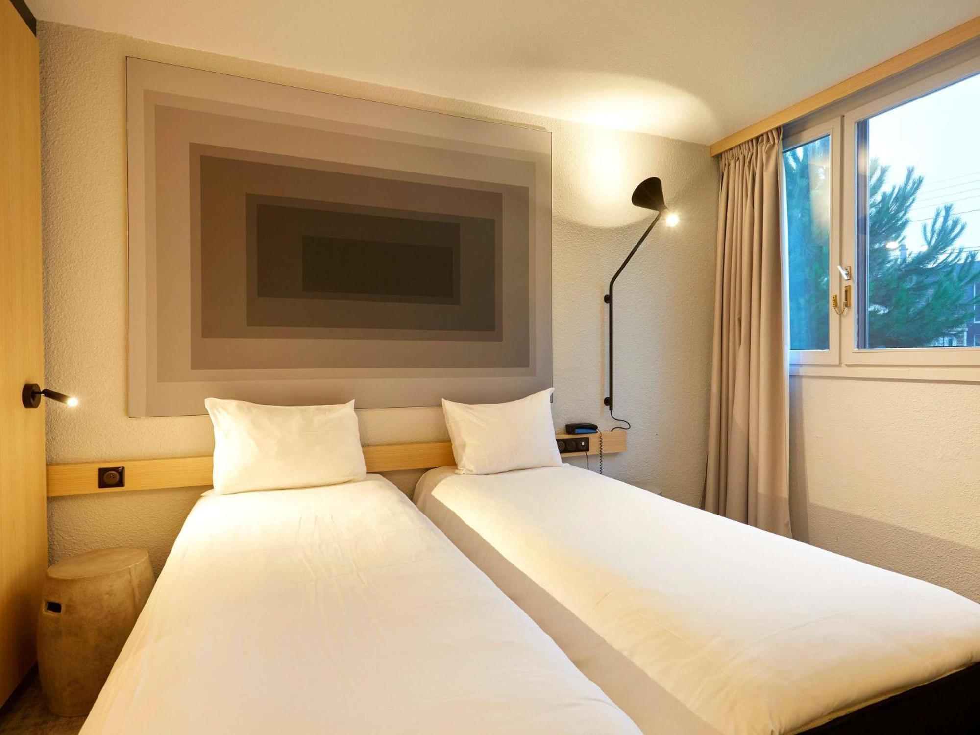 Standard Twin Room,1704963769:JPEG