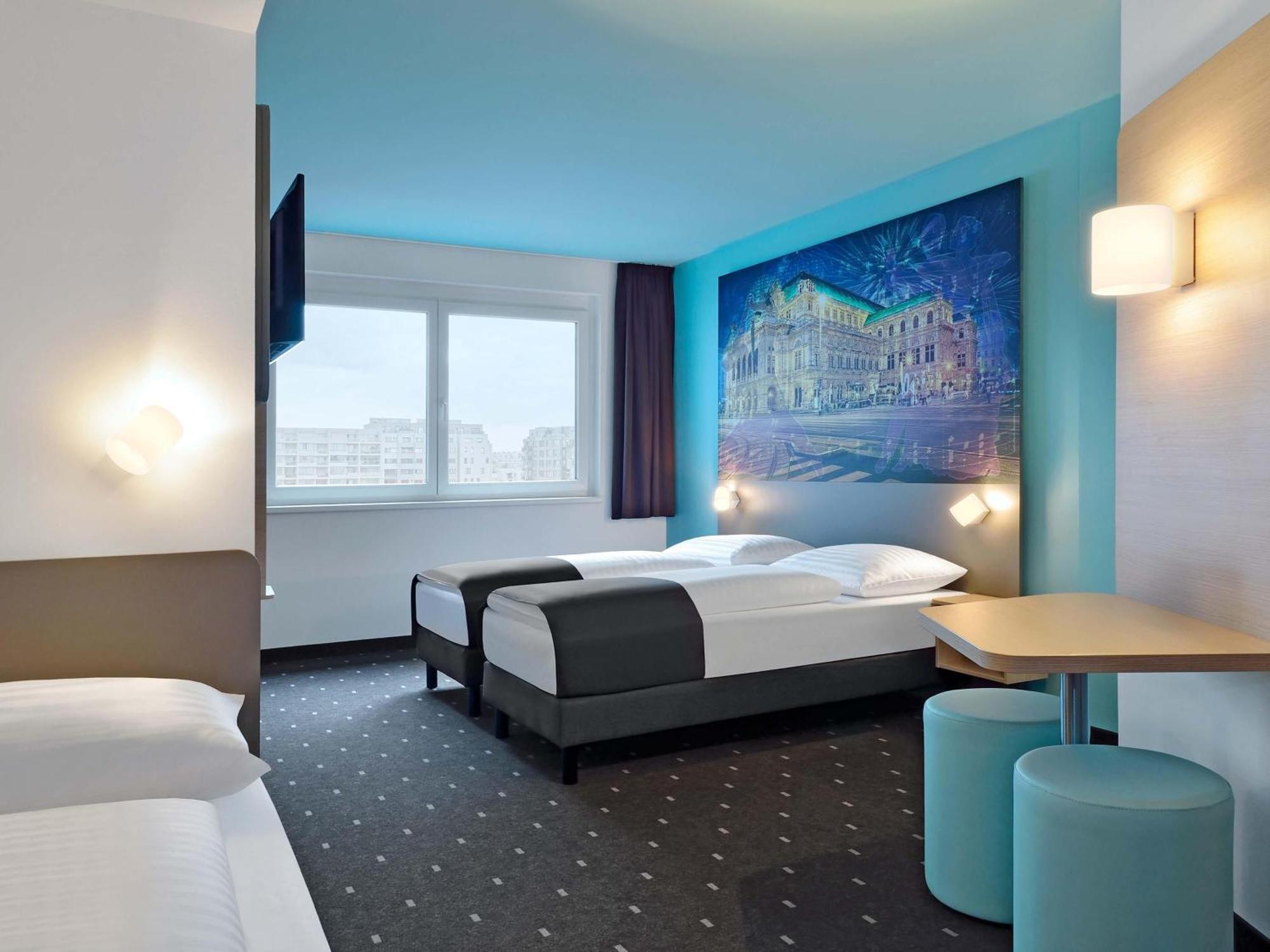 Triple Room,1705067044:JPEG