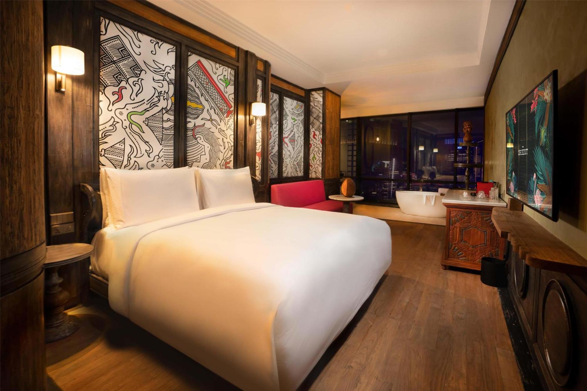 Orient Room King Bed